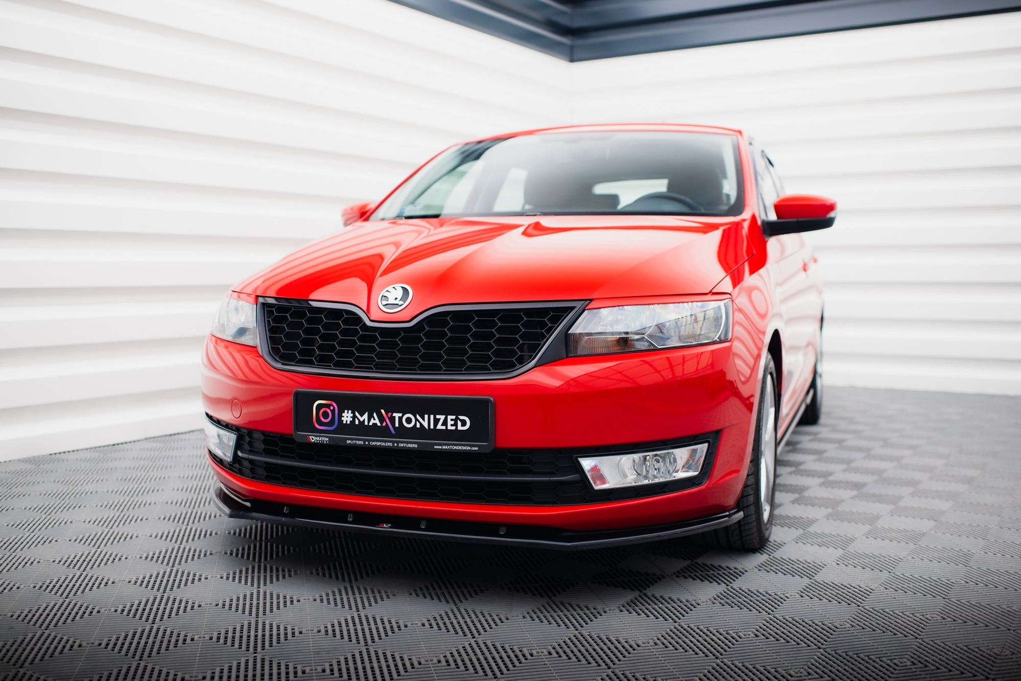 Prelungire splitter bara fata Skoda Rapid 2013-2019 v2 - Maxton Design