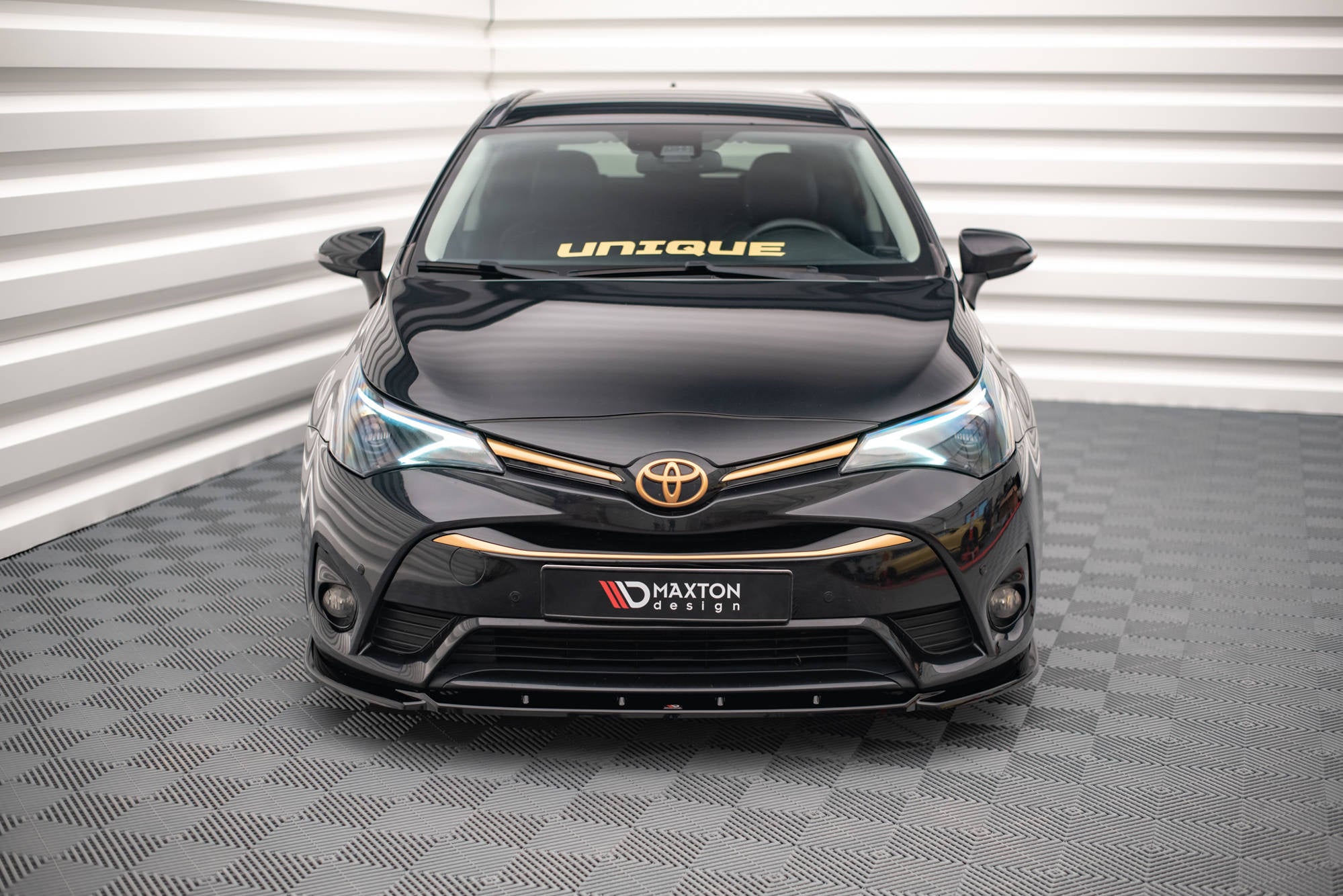 Prelungire splitter bara fata Toyota Avensis Mk3 Facelift 2015-2018 v2 - Maxton Design