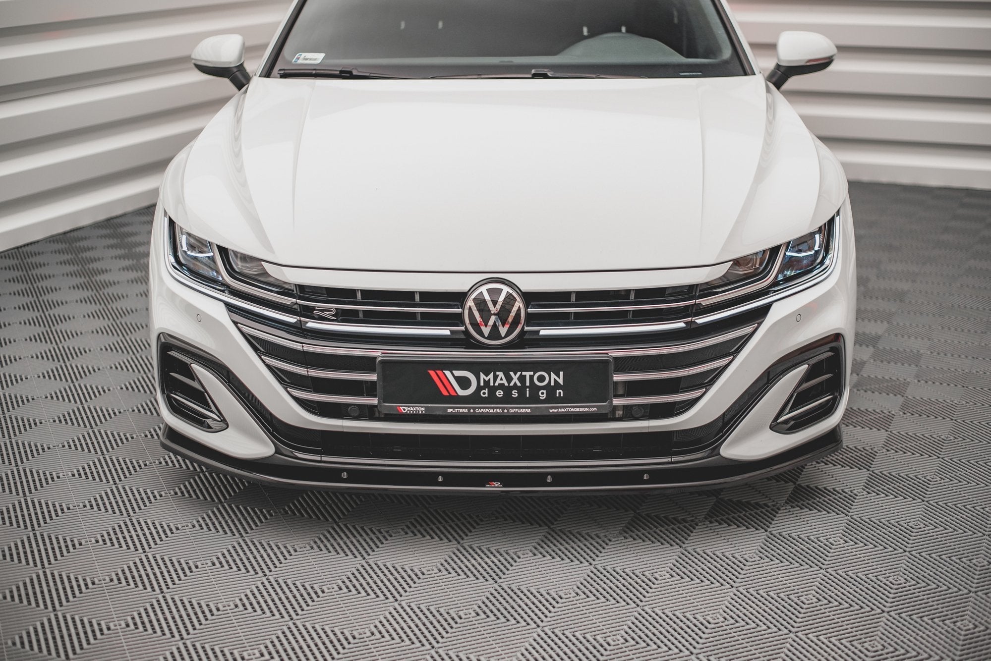 Prelungire splitter bara fata Volkswagen Arteon R-Line Facelift 2020- v8 - Maxton Design