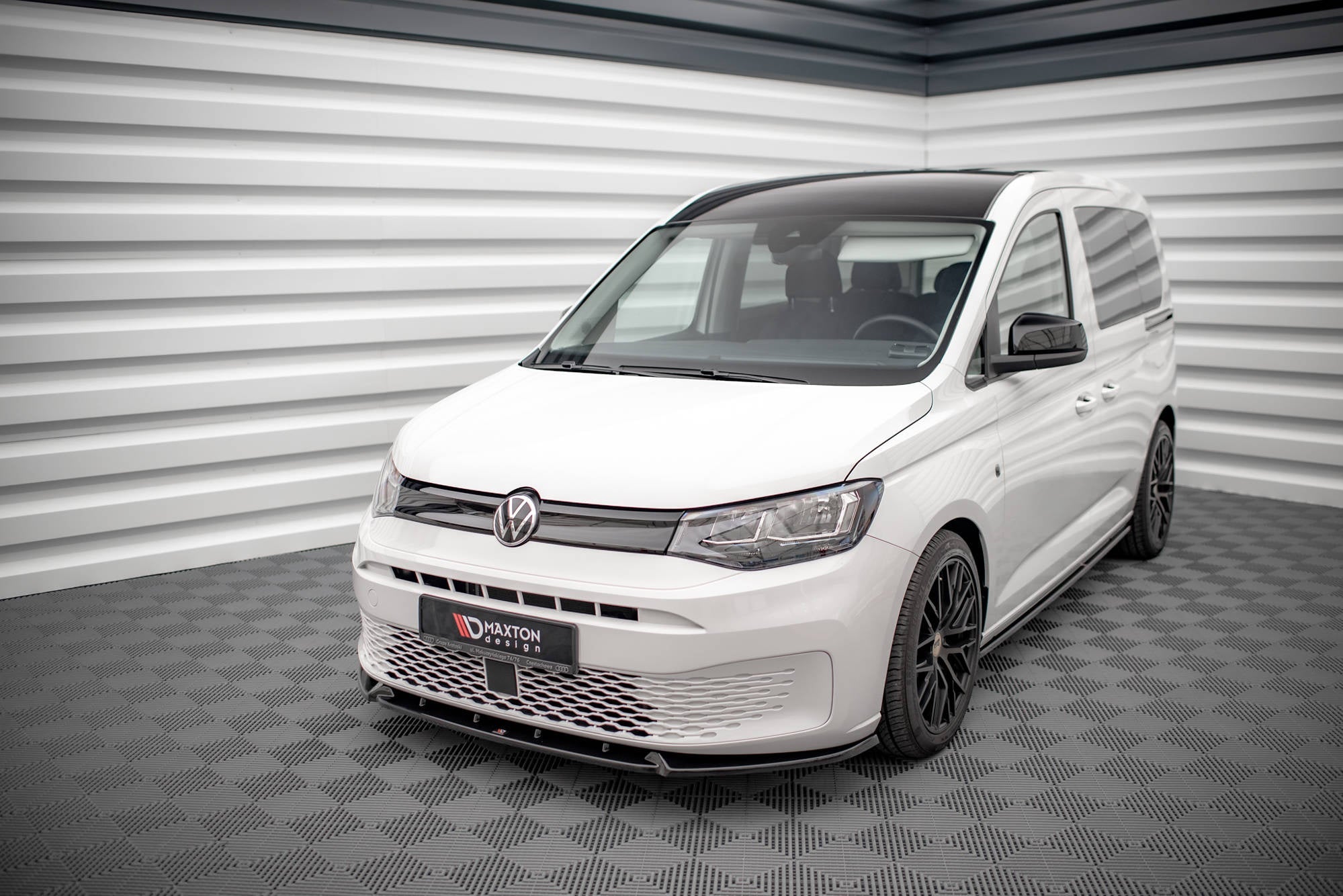 Prelungire splitter bara fata Volkswagen Caddy Mk5 2020- v2 - Maxton Design
