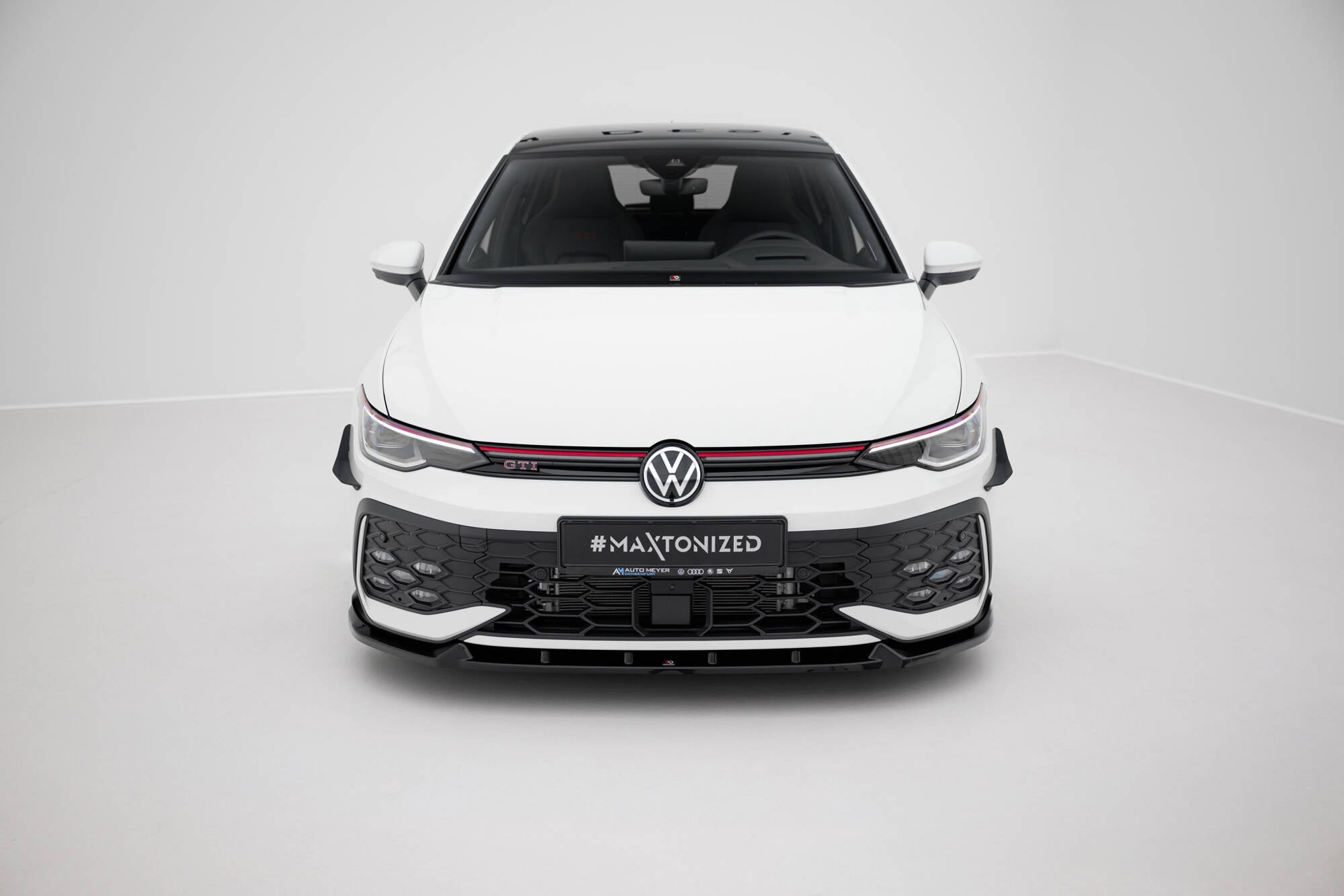 Prelungire splitter bara fata Volkswagen Golf GTI / GTE / R-Line Mk8 Facelift 2024- v33 - Maxton Design