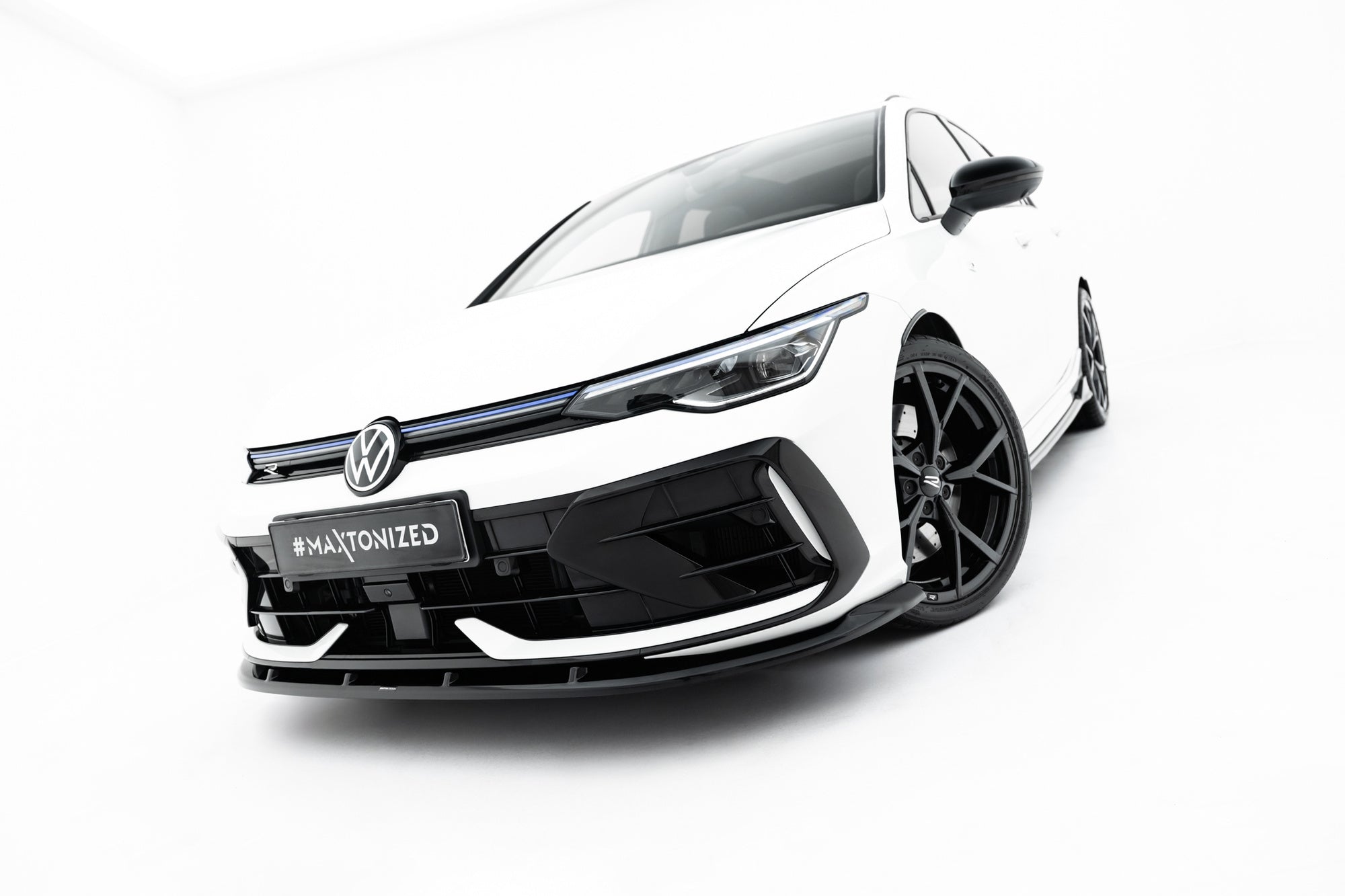 Prelungire splitter bara fata Volkswagen Golf R Mk8 Hatchback Variant Facelift 2024- v47 - Maxton Design
