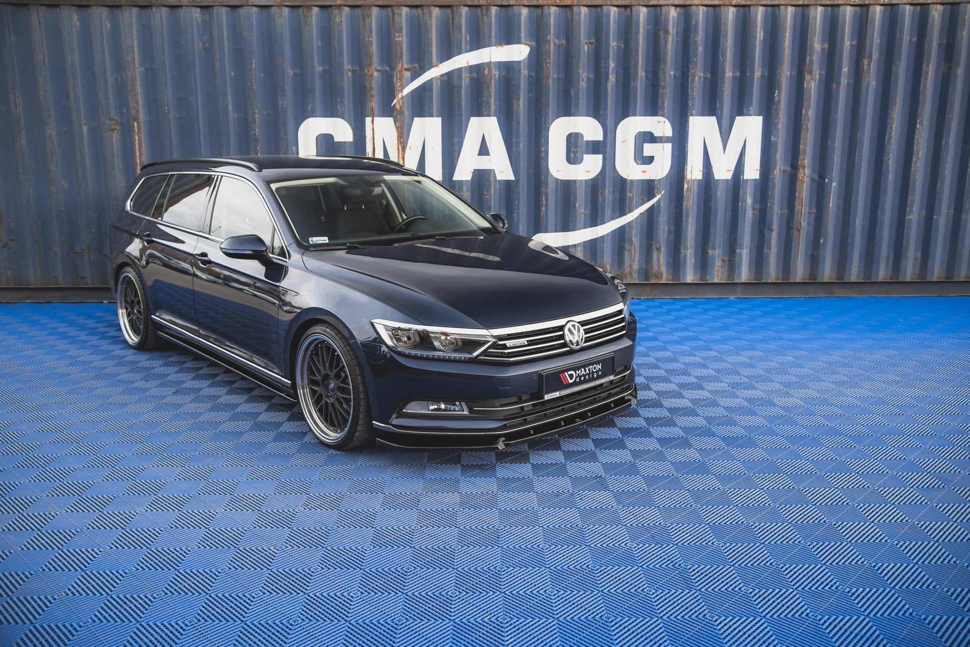 Prelungire splitter bara fata Volkswagen Passat B8 2014- v12 - Maxton Design