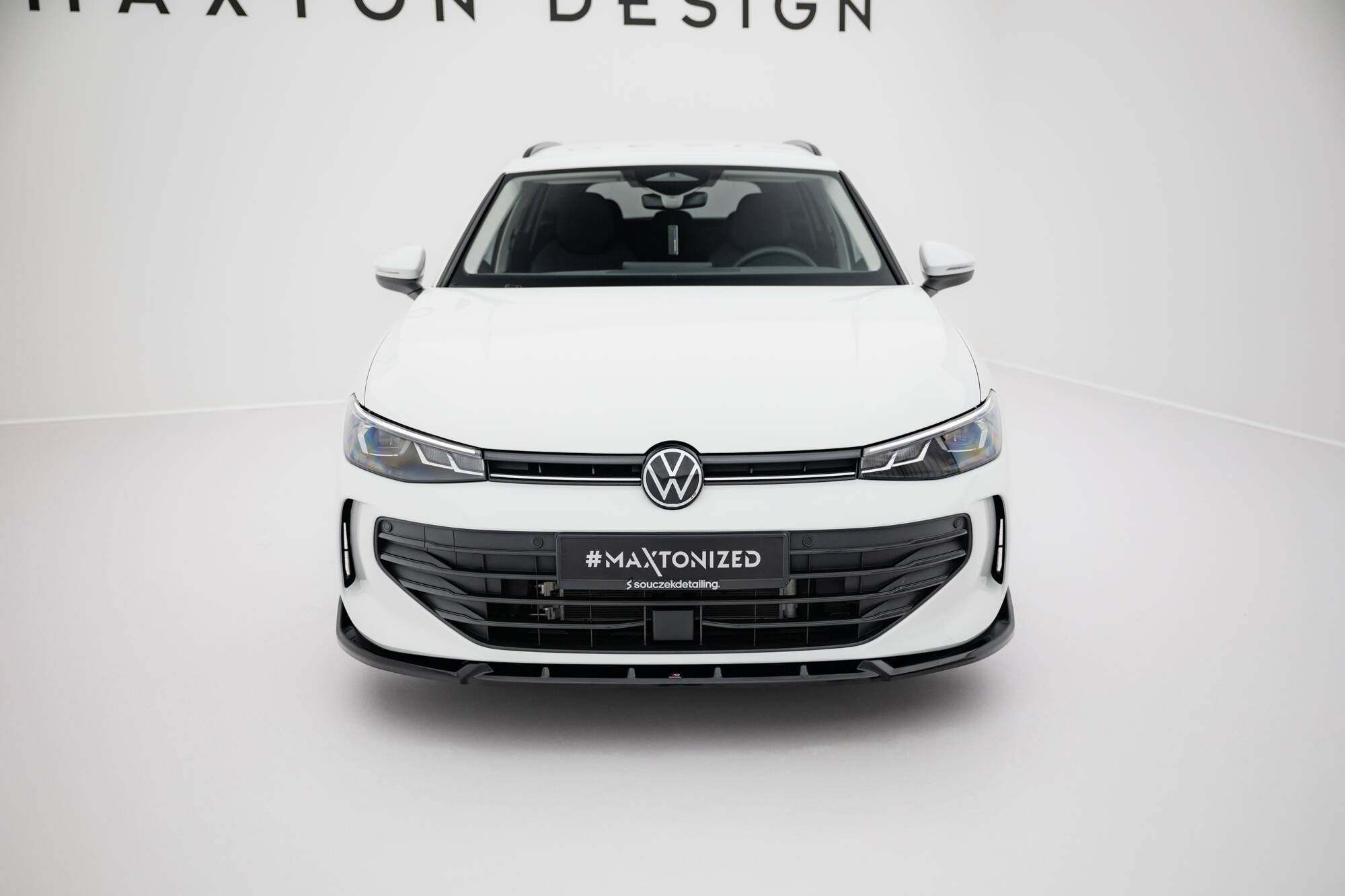 Prelungire splitter bara fata Volkswagen Passat B9 2024- v2 - Maxton Design