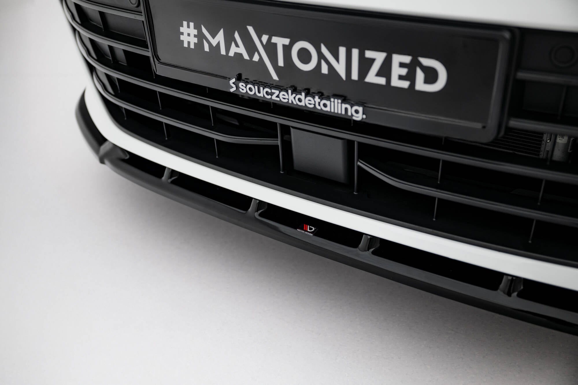 Prelungire splitter bara fata Volkswagen Passat B9 2024- v2 - Maxton Design