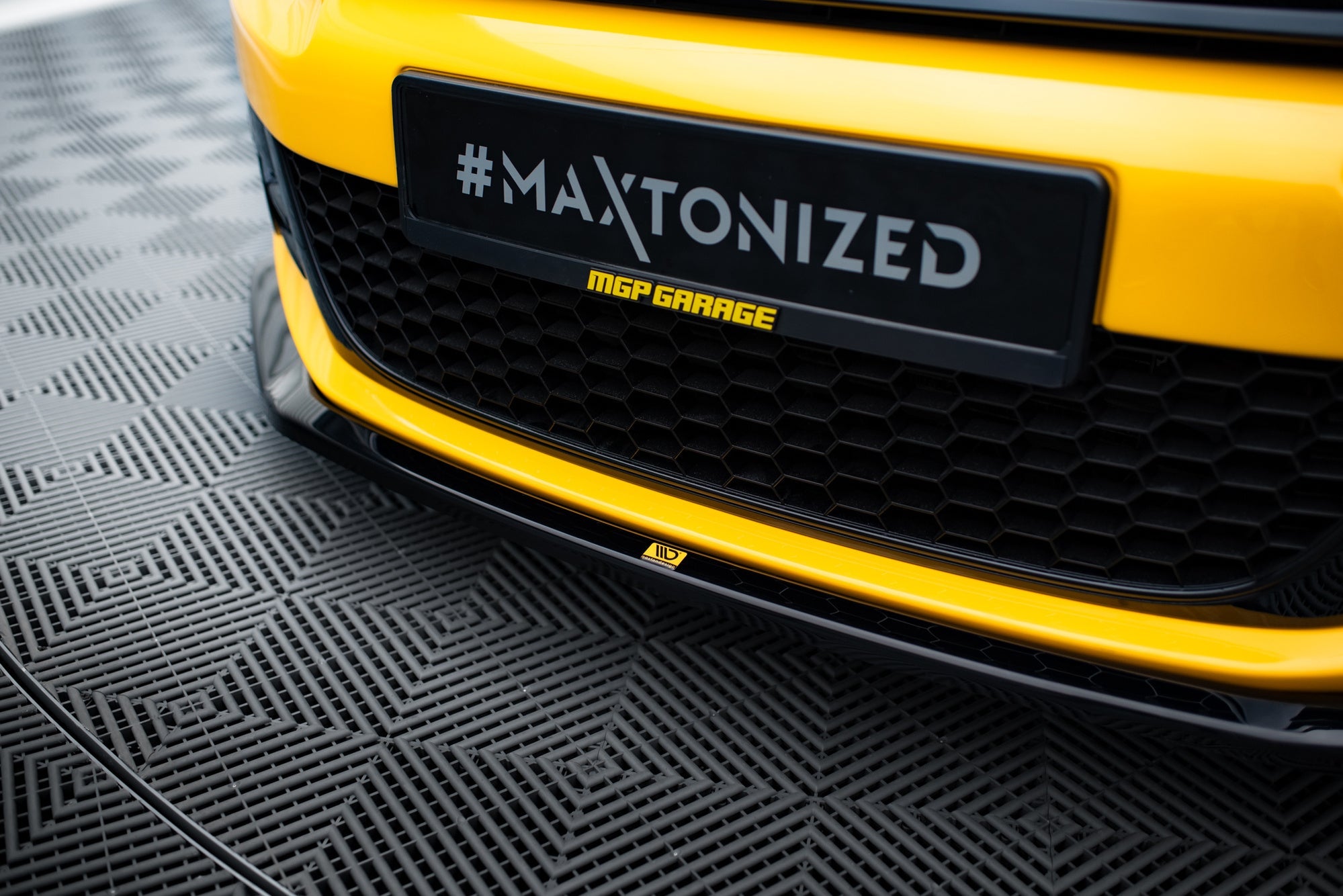 Prelungire splitter bara fata Volkswagen Scirocco Mk3 2008-2014 v8 - Maxton Design
