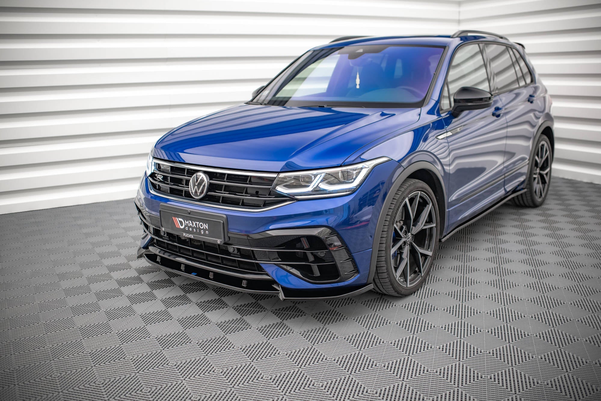 Prelungire splitter bara fata Volkswagen Tiguan R R-Line Mk2 Facelift 2020- v3 - Maxton Design