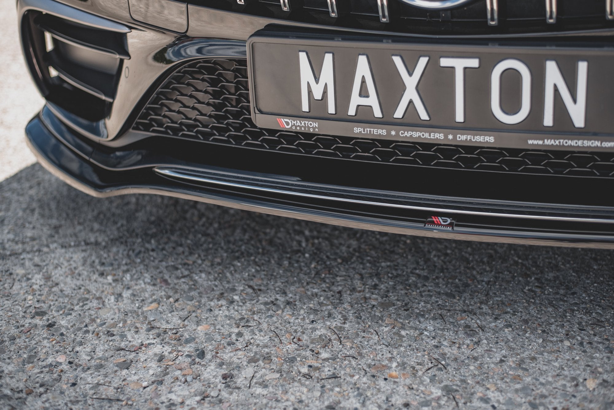 Prelungire splitter bara fata Mercedes CLS C257 AMG-Line 2018- v3 - Maxton Design