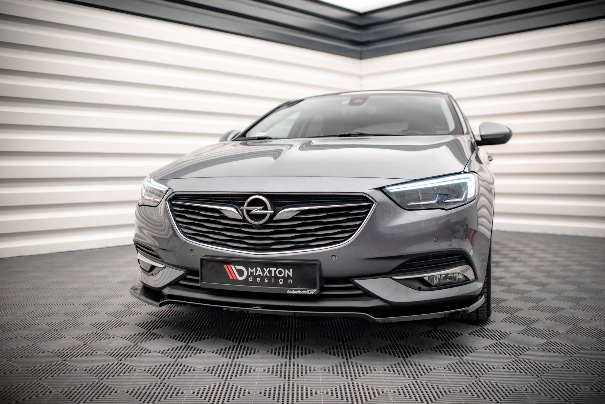 Prelungire splitter bara fata Opel Insignia Mk2 2017- v3 - Maxton Design