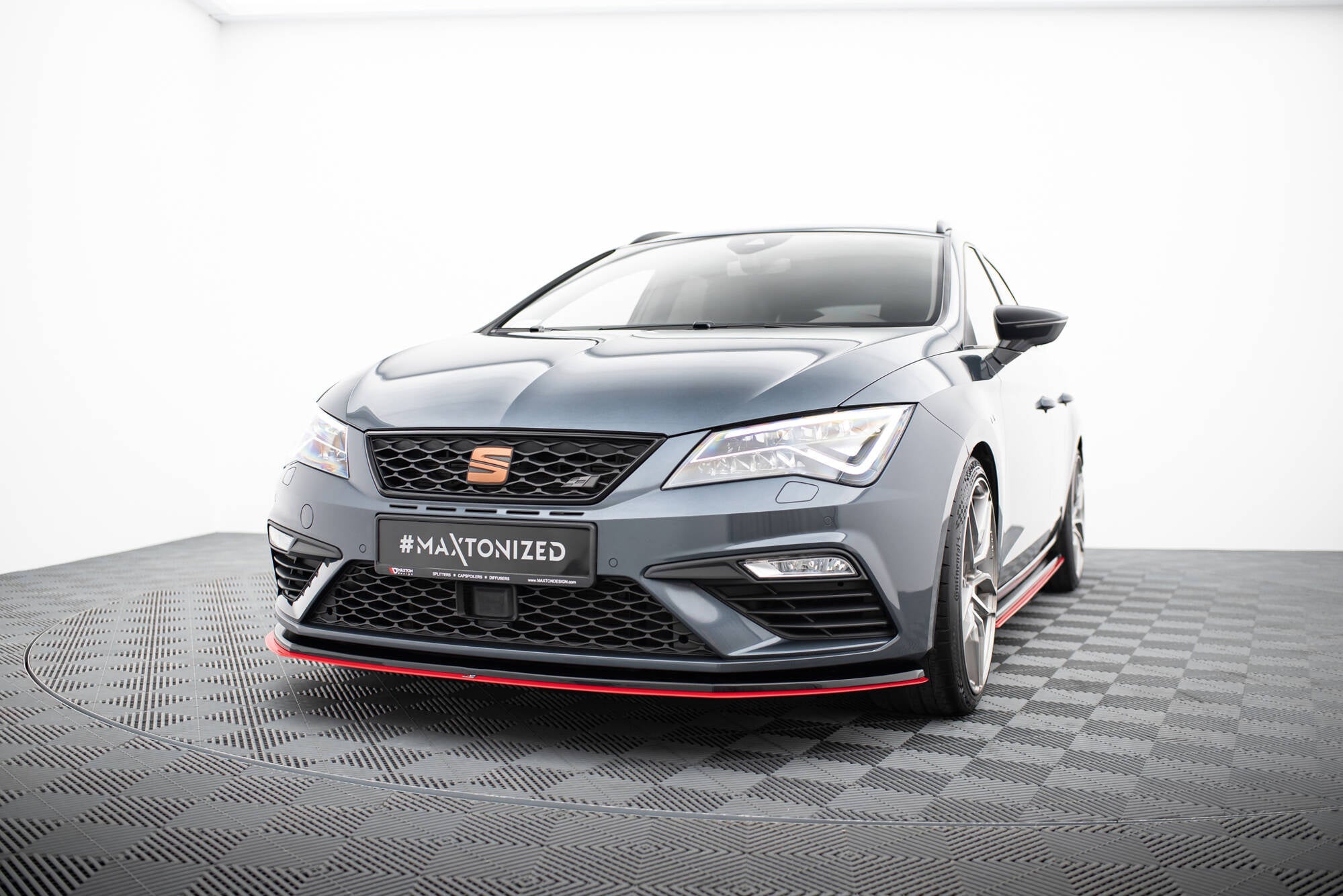 Prelungire splitter bara fata Seat Leon 5F Mk3 Cupra FR Facelift 2017-2020 v5 - Maxton Design