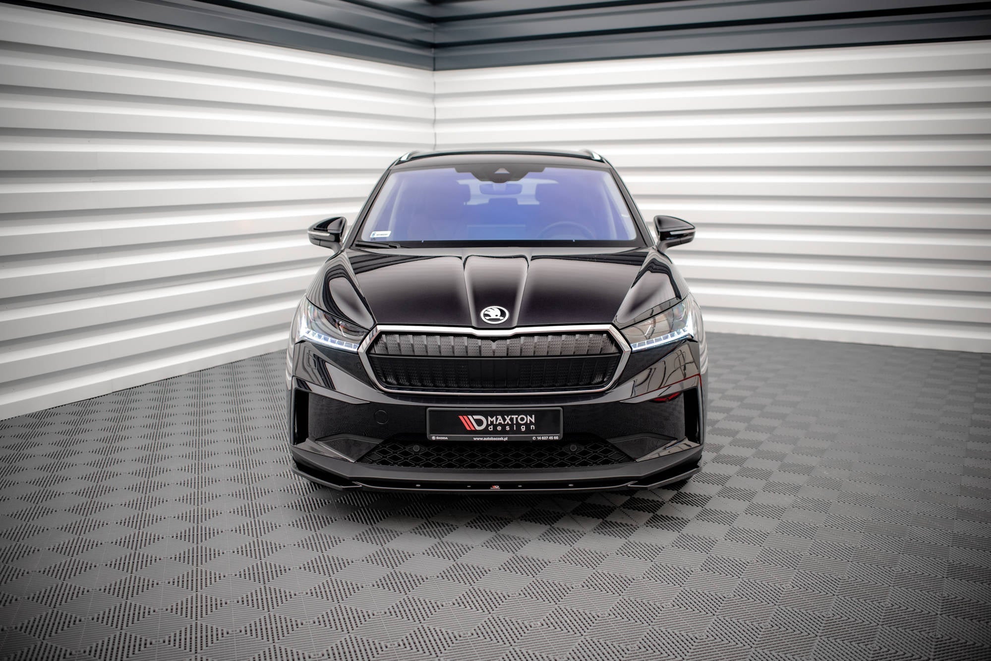 Prelungire splitter bara fata Skoda Enyaq iV 2020- v3 - Maxton Design