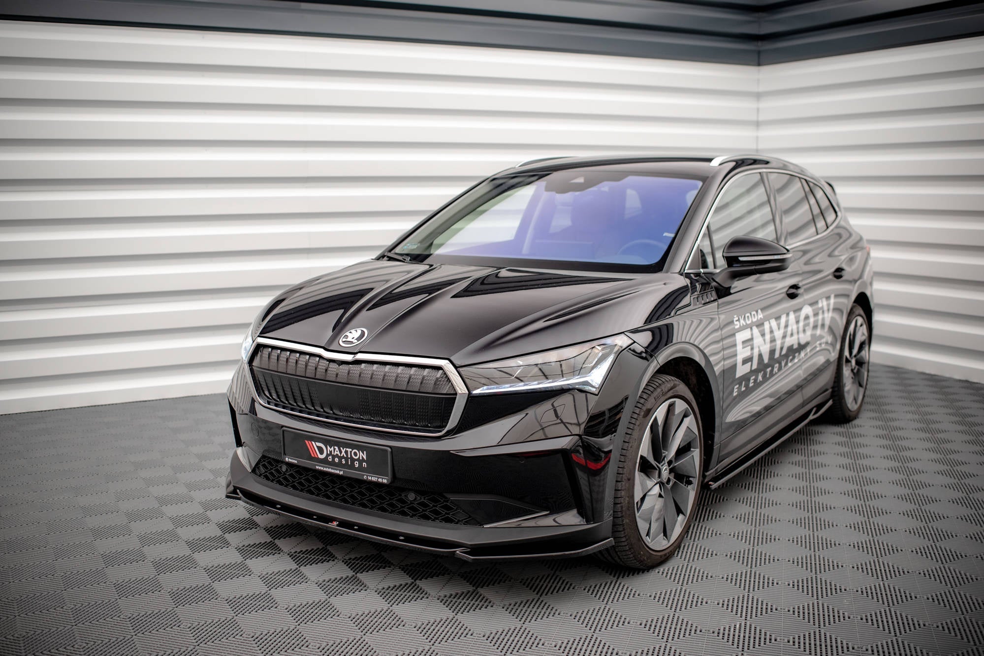 Prelungire splitter bara fata Skoda Enyaq iV 2020- v3 - Maxton Design