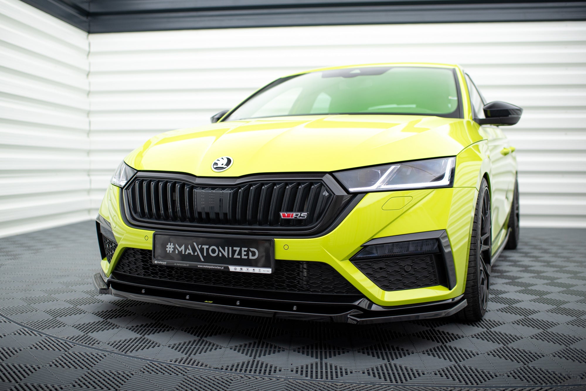 Prelungire splitter bara fata Skoda Octavia RS Mk4 2020- v11 - Maxton Design