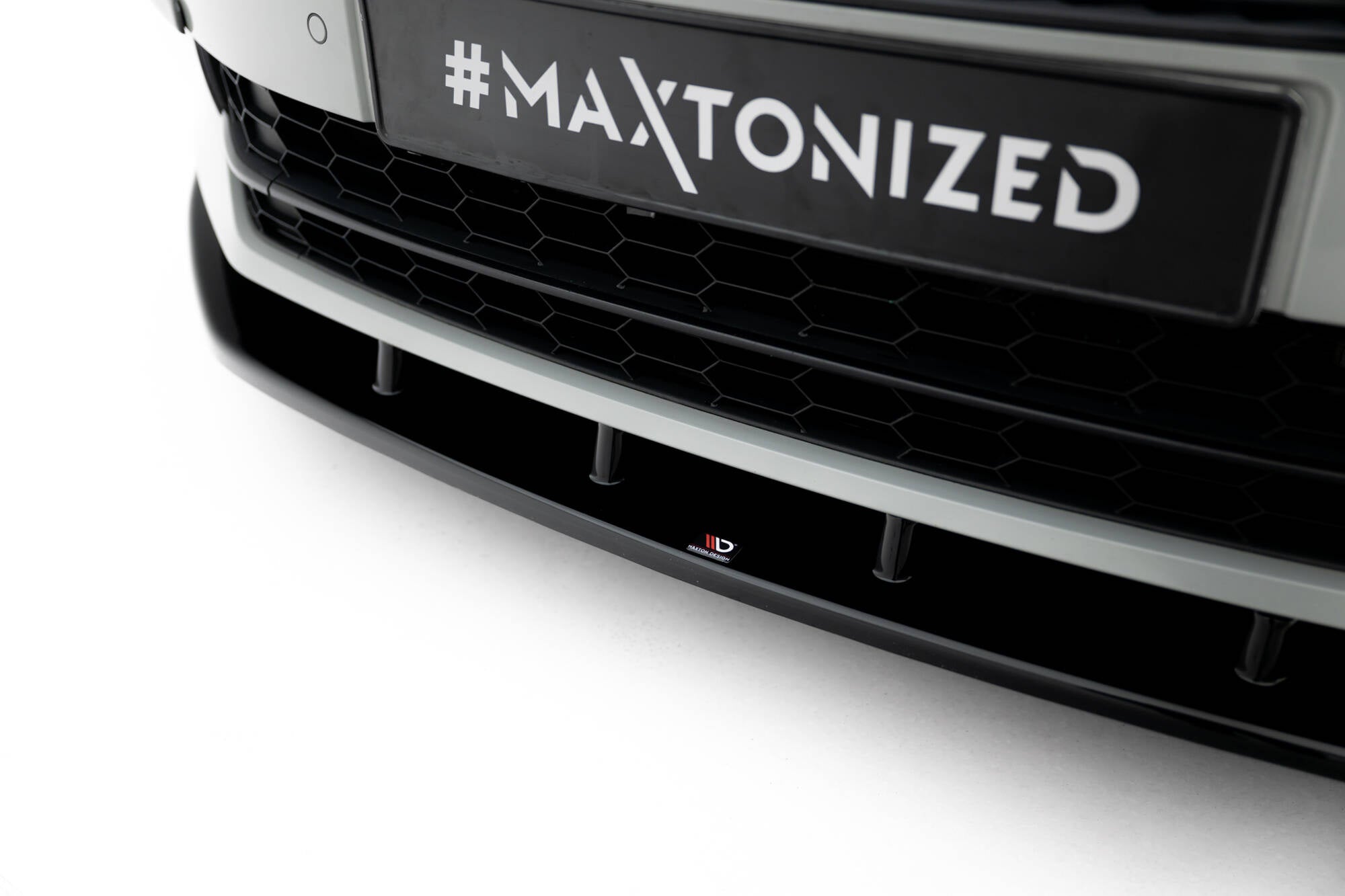 Prelungire splitter bara fata Skoda Superb Mk3 2015- v6 - Maxton Design