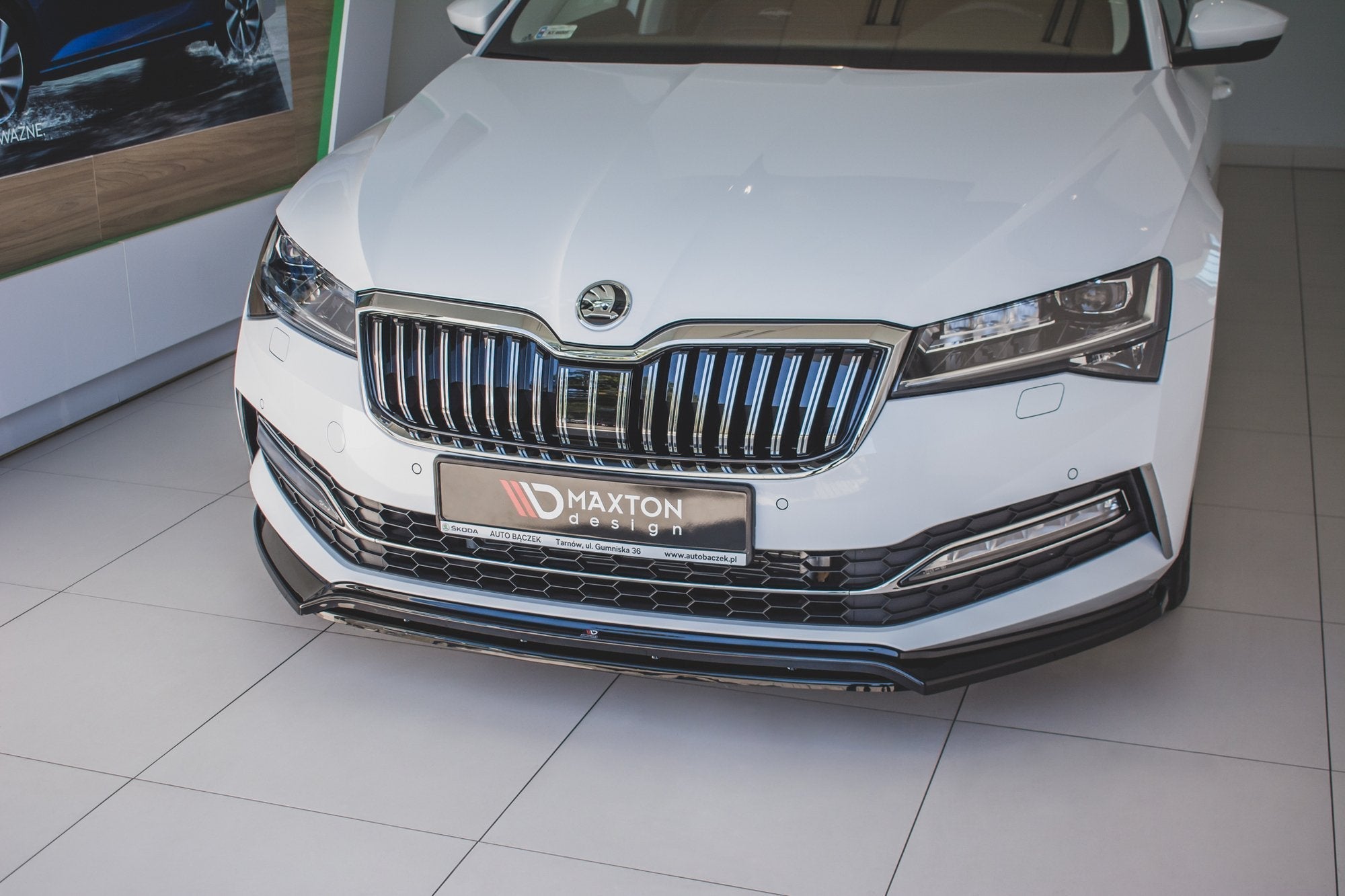 Prelungire splitter bara fata Skoda Superb Mk3 Facelift 2019- v10 - Maxton Design