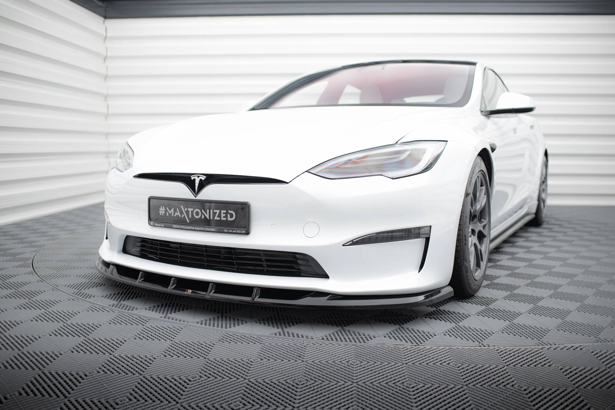 Prelungire splitter bara fata Tesla Model S Plaid Mk1 Facelift 2021- v4 - Maxton Design