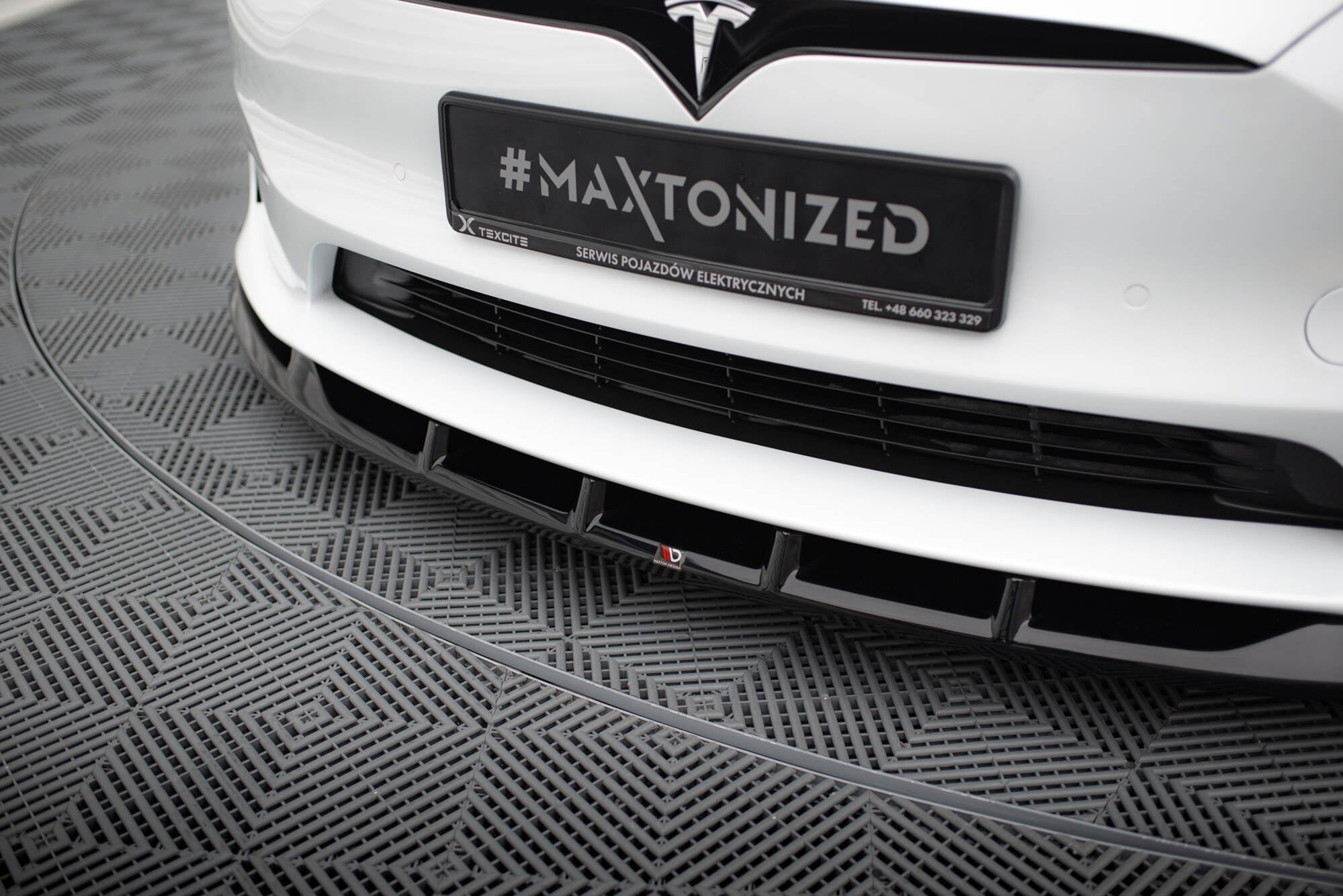 Prelungire splitter bara fata Tesla Model S Plaid Mk1 Facelift 2021- v4 - Maxton Design