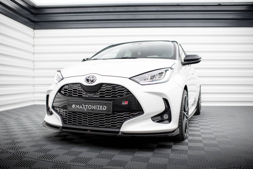 Prelungire splitter bara fata Toyota Yaris Mk4 2019- v3 - Maxton Design