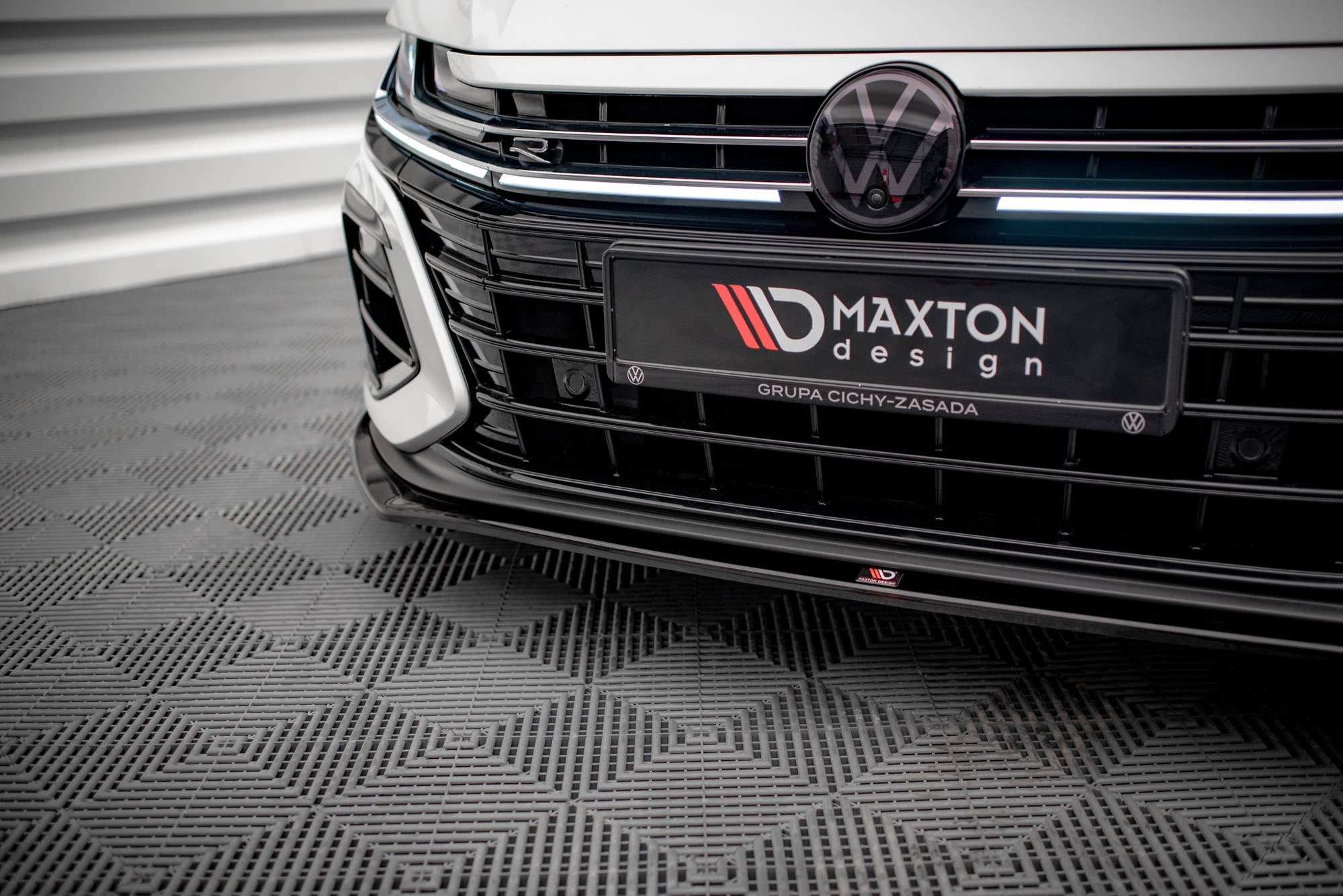 Prelungire splitter bara fata Volkswagen Arteon R 2020- v13 - Maxton Design