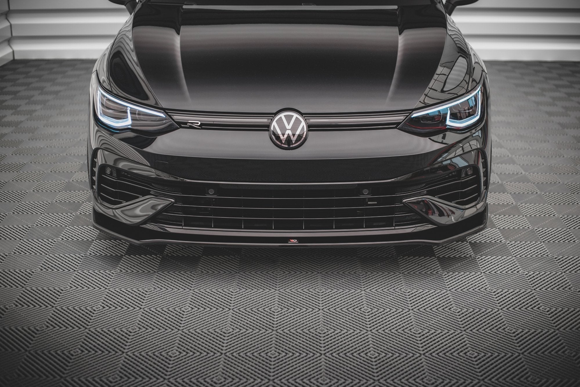 Prelungire splitter bara fata Volkswagen Golf R Mk8 2020- v21 - Maxton Design