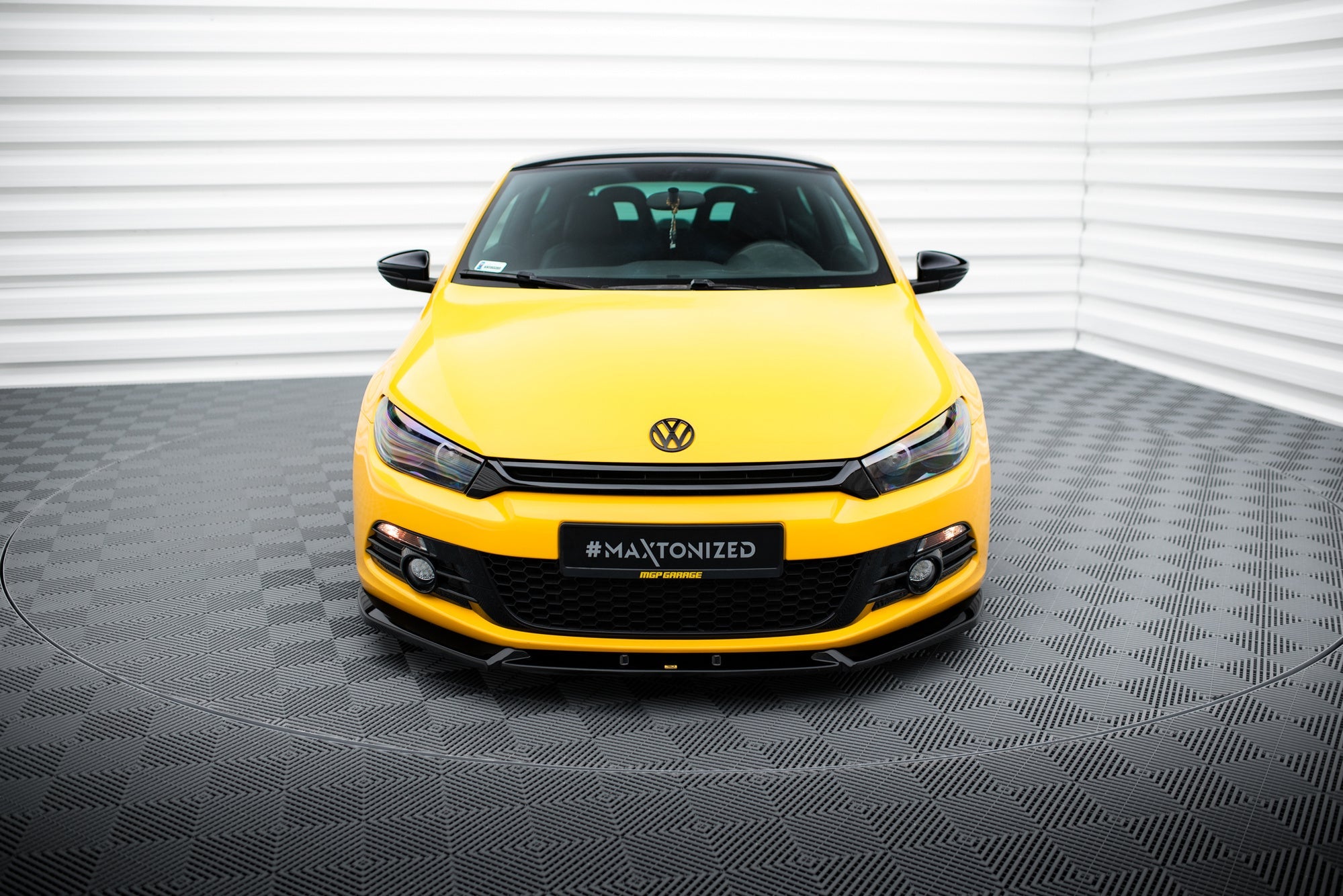 Prelungire splitter bara fata Volkswagen Scirocco Mk3 2008-2014 v9 - Maxton Design