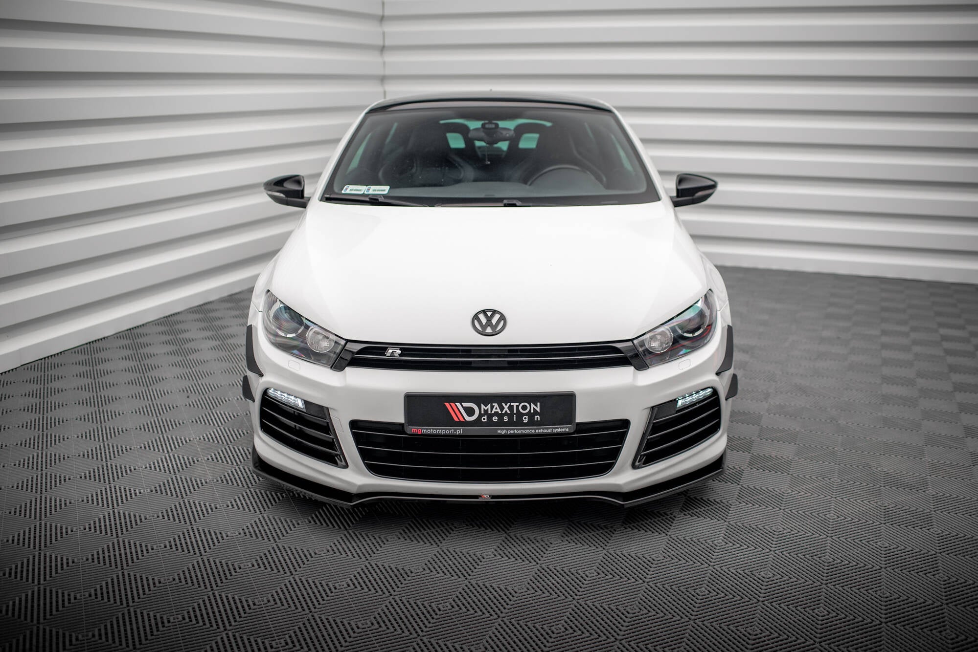 Prelungire splitter bara fata Volkswagen Scirocco R Mk3 2008-2014 v14 - Maxton Design
