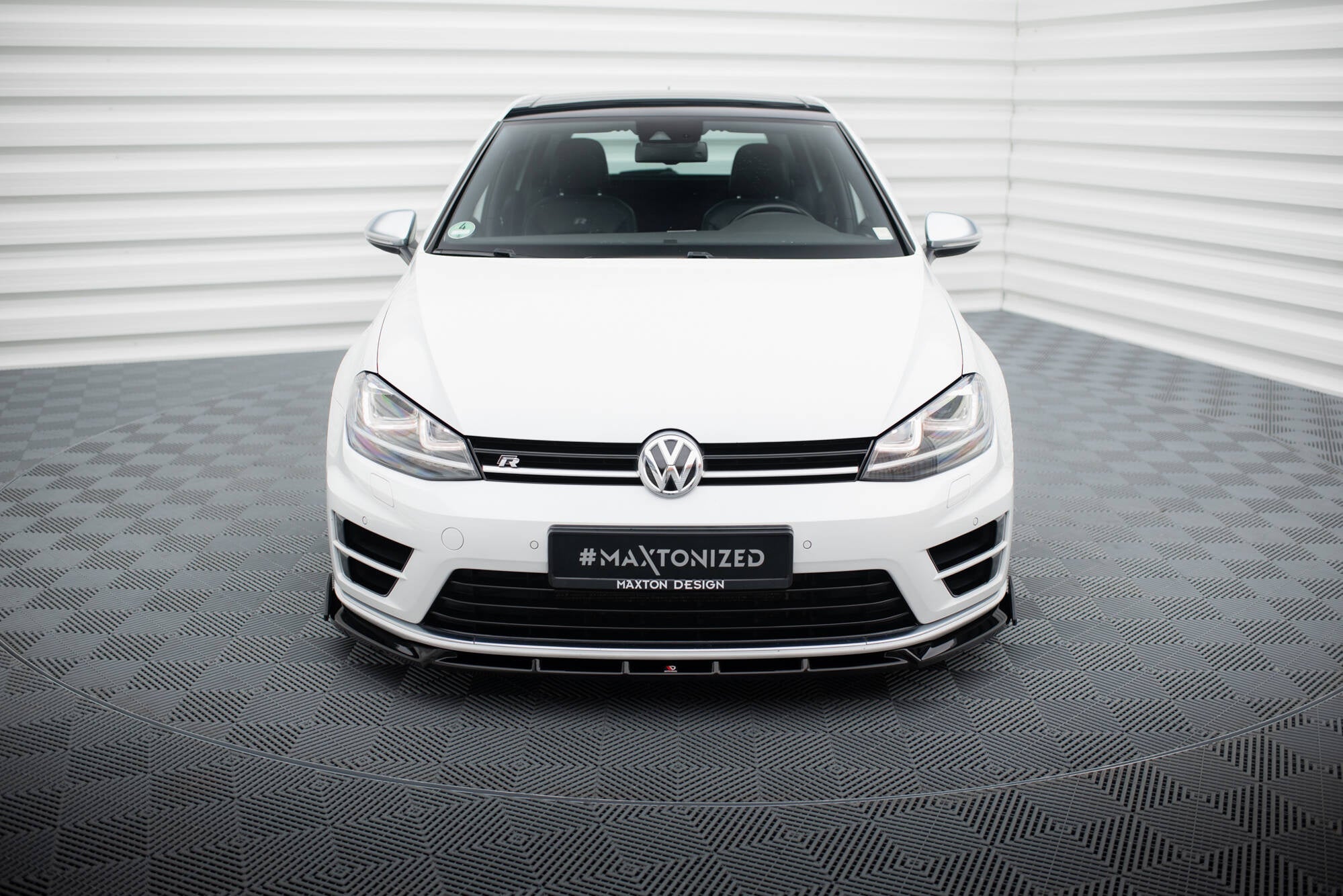 Prelungire splitter bara fata Volkswagen Golf R Mk7 2013-2016 v35 - Maxton Design