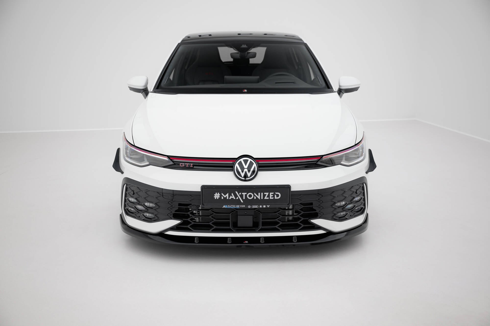 Prelungire splitter bara fata Volkswagen Golf GTI / GTE / R-Line Mk8 Facelift 2024- v38 - Maxton Design