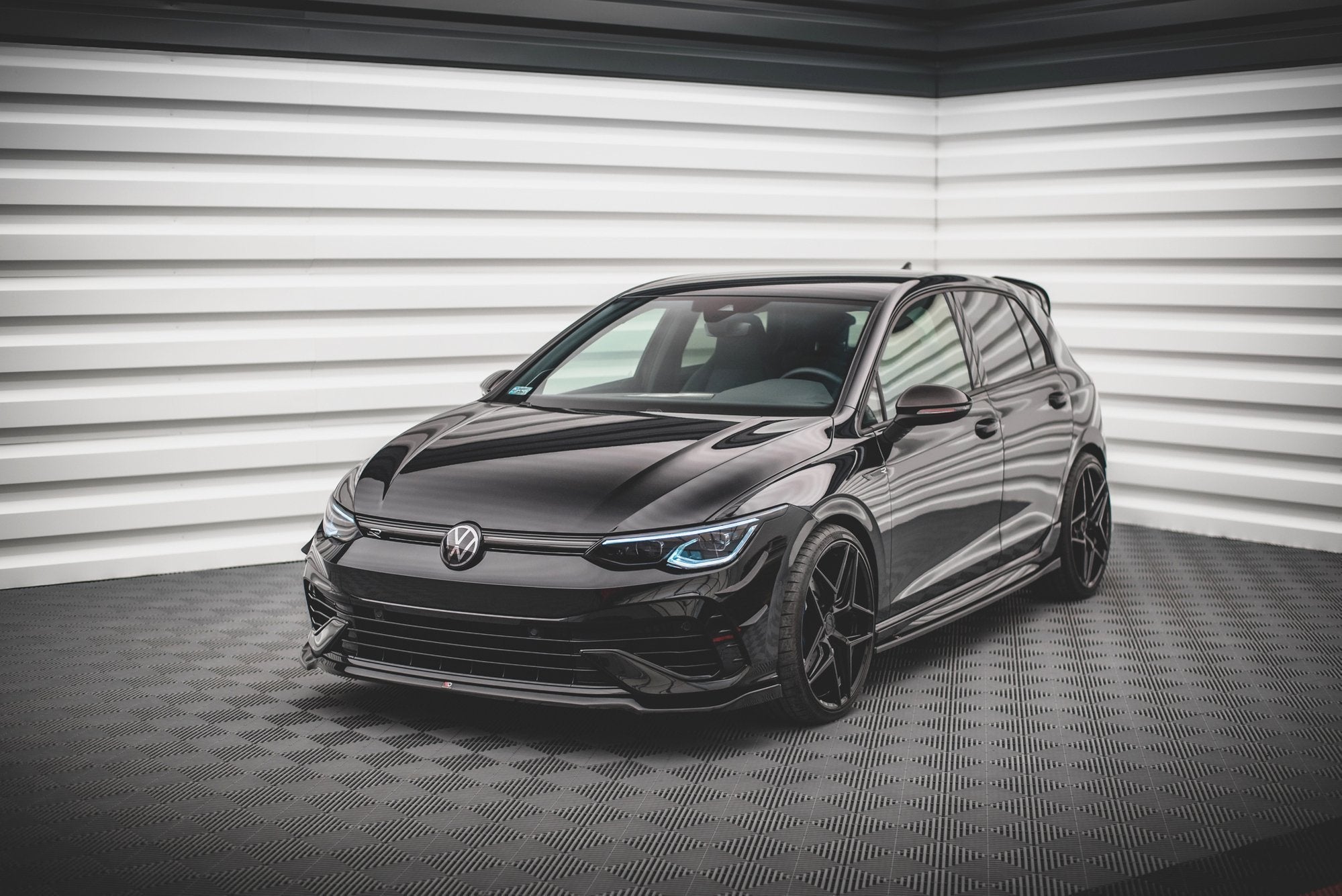 Prelungire splitter bara fata Volkswagen Golf R Mk8 2020- v24 - Maxton Design