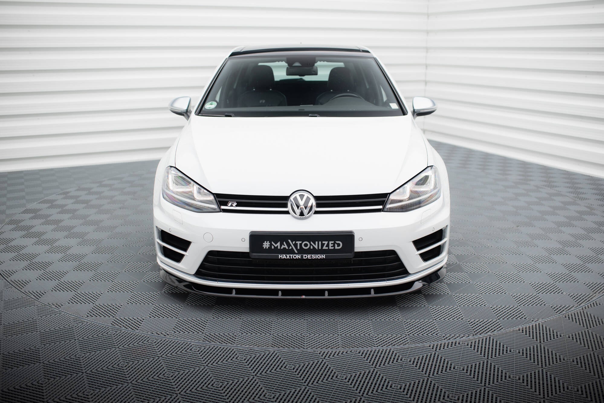 Prelungire splitter bara fata Volkswagen Golf R Mk7 2013-2016 v36 - Maxton Design