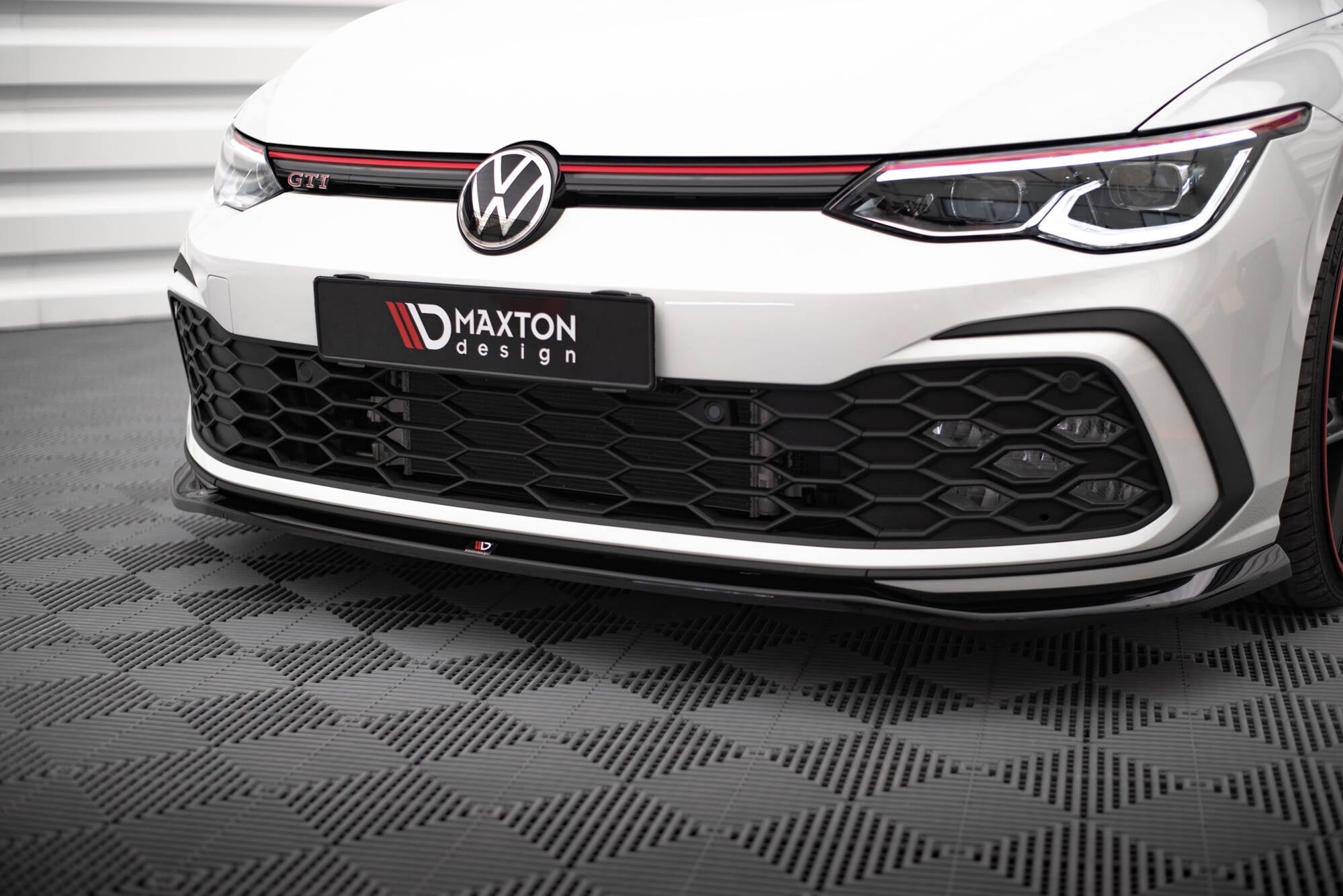 Prelungire splitter bara fata Volkswagen Golf GTI Mk8 2019- v29 - Maxton Design