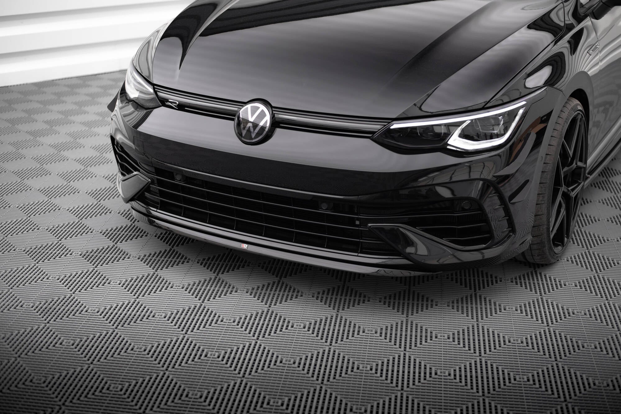 Prelungire splitter bara fata Volkswagen Golf R Mk8 2020- v27 - Maxton Design