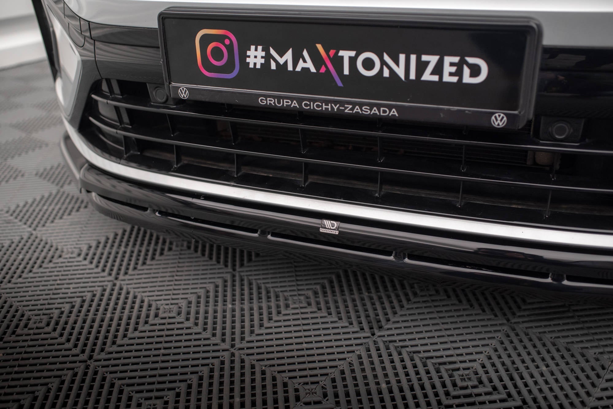 Prelungire splitter bara fata Volkswagen Taigo R-Line Mk1 2021- v1 - Maxton Design