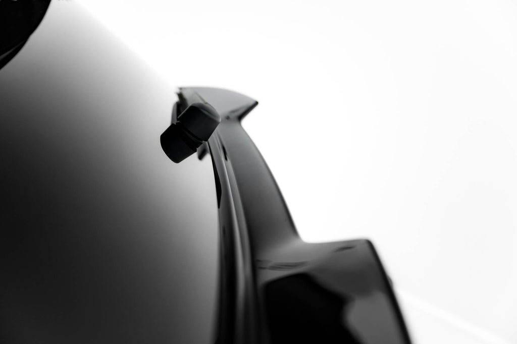 Eleron spoiler cap Volkswagen Golf GTI / GTI Clubsport / R / R-Line / GTE / GTD Mk8 / Mk8 Facelift 2019- v11 - Maxton Design