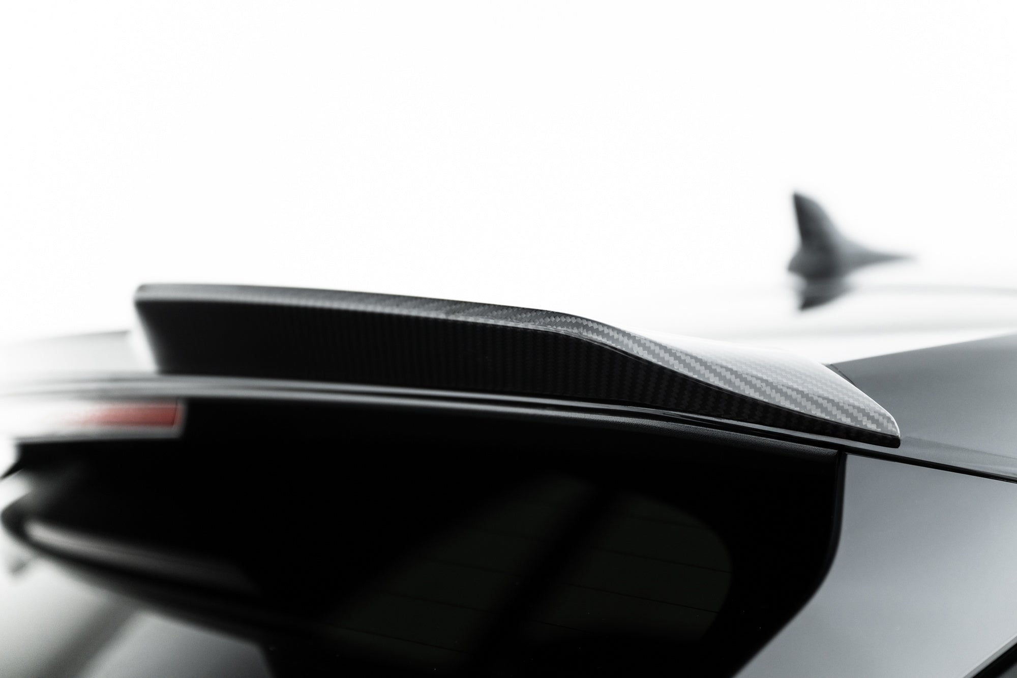 Eleron spoiler cap Audi SQ8 / Q8 S-Line Mk1 Facelift 2023- v10 - Maxton Design