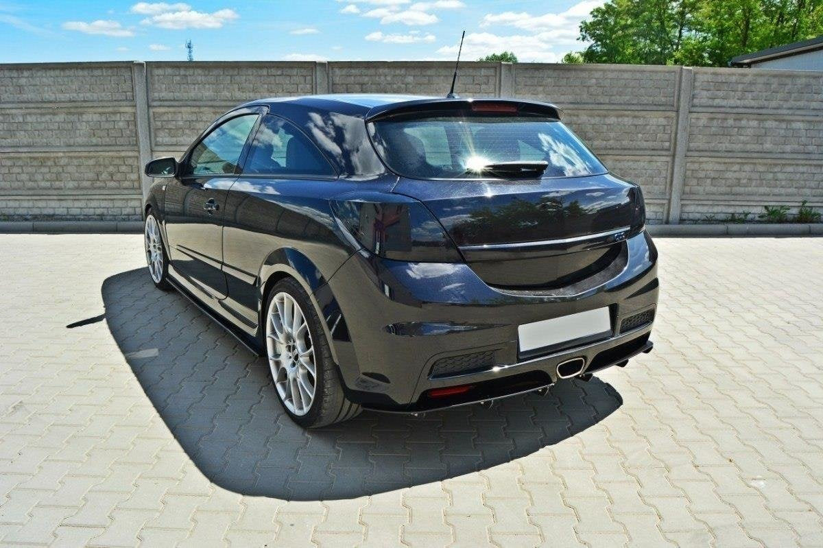 Prelungire difuzor bara spate Opel Astra H OPC / VXR 2005-2010 v2 - Maxton Design