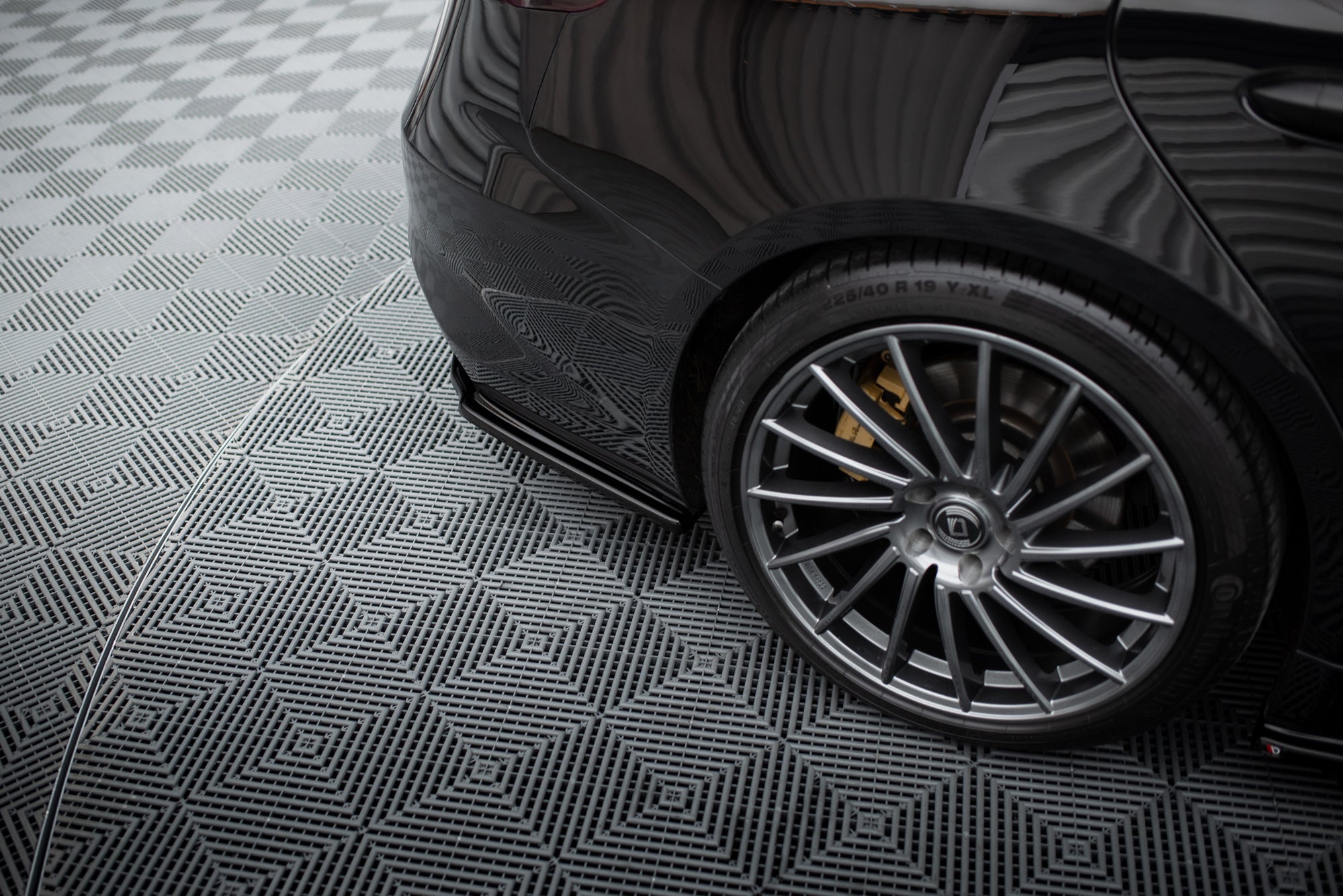 Prelungire splitter bara spate Alfa Romeo Giulia Veloce 2015- v1 - Maxton Design