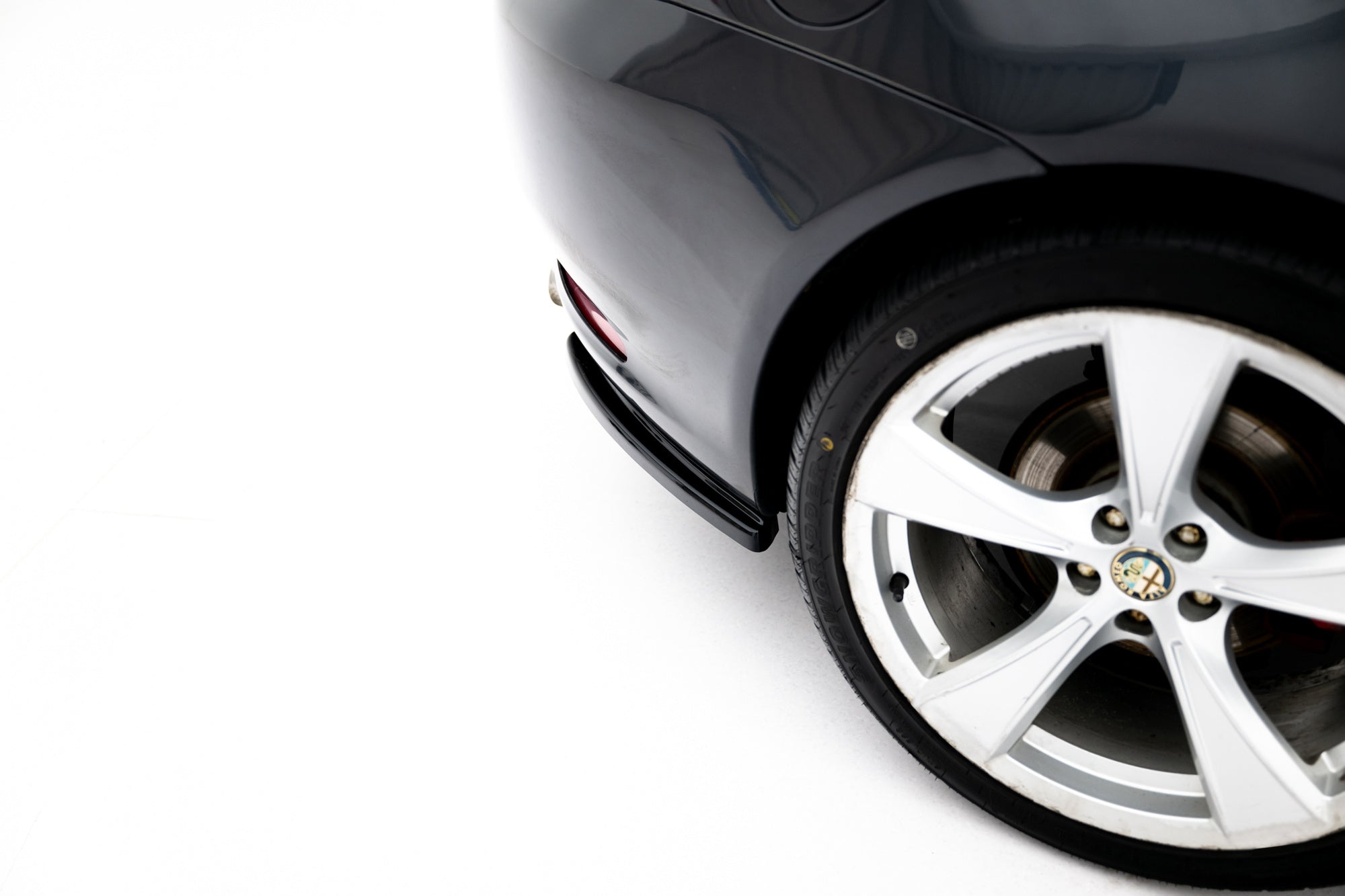 Prelungire splitter bara spate Alfa Romeo GT 2004-2010 v1 - Maxton Design