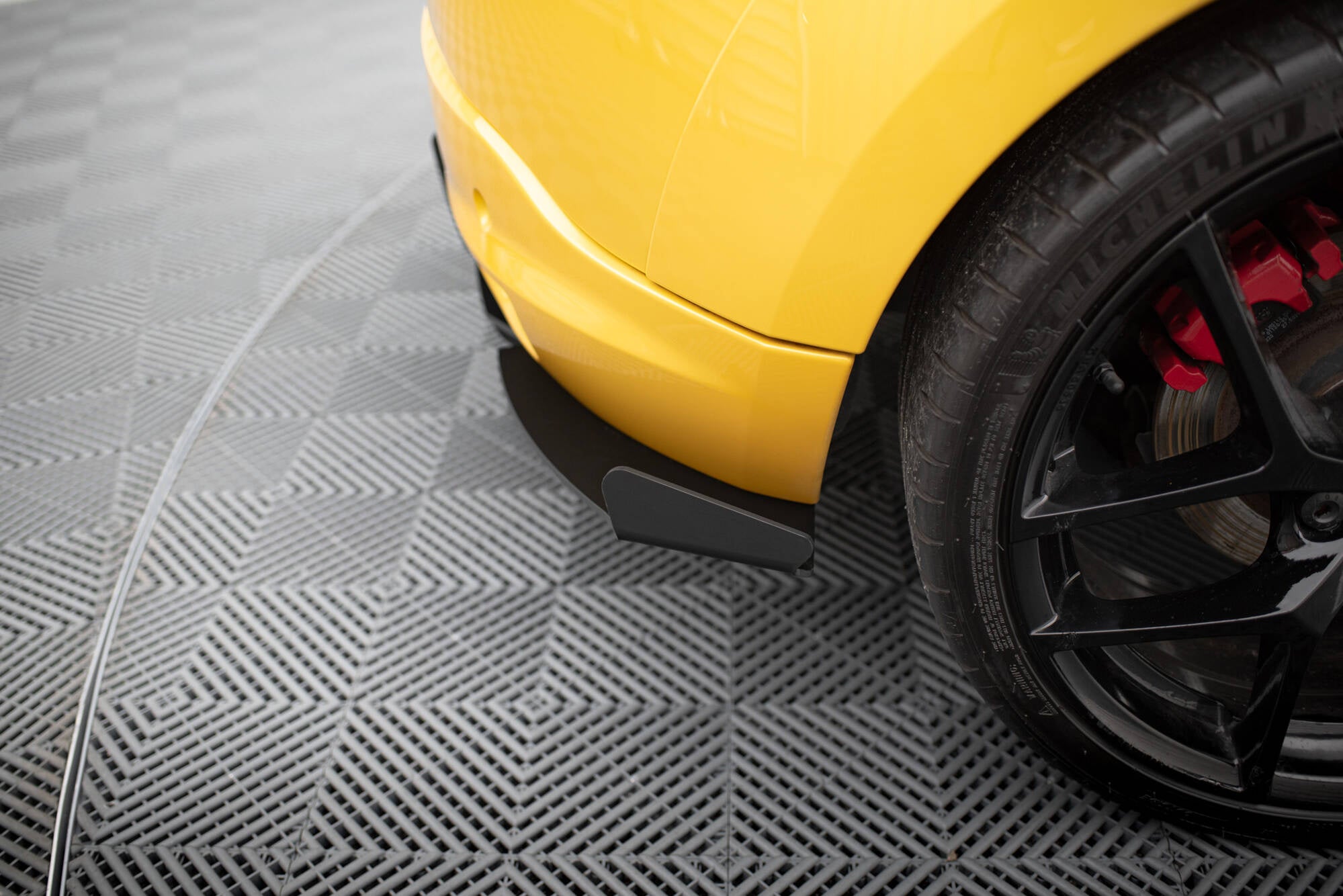Prelungire splitter bara spate Renault Megane Mk3 RS 2010-2015 v3 - Maxton Design