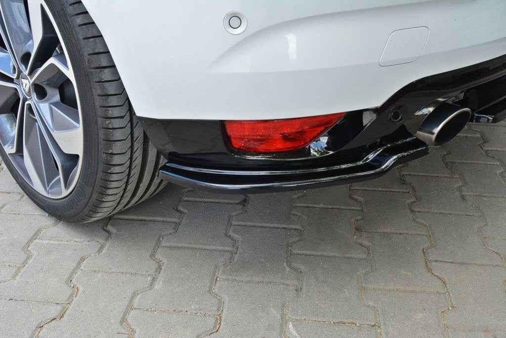 Prelungire splitter bara spate Renault Megane Mk4 Hatchback 2016- v1 - Maxton Design