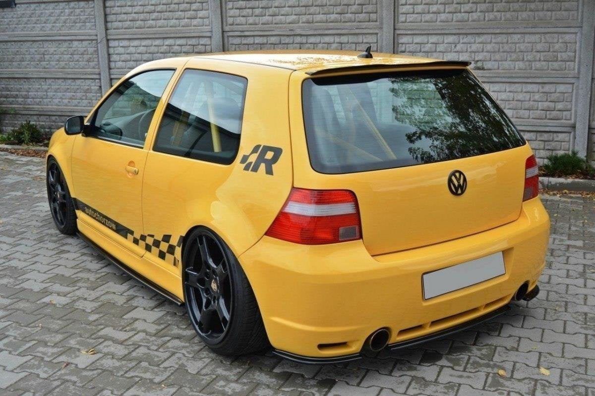 Prelungire splitter bara spate Volkswagen Golf 4 R32 2002-2004 v4 - Maxton Design