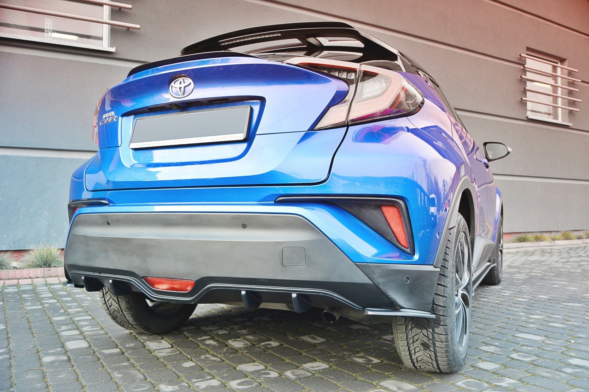 Prelungire difuzor bara spate Toyota CH-R 2016- v2 - Maxton Design