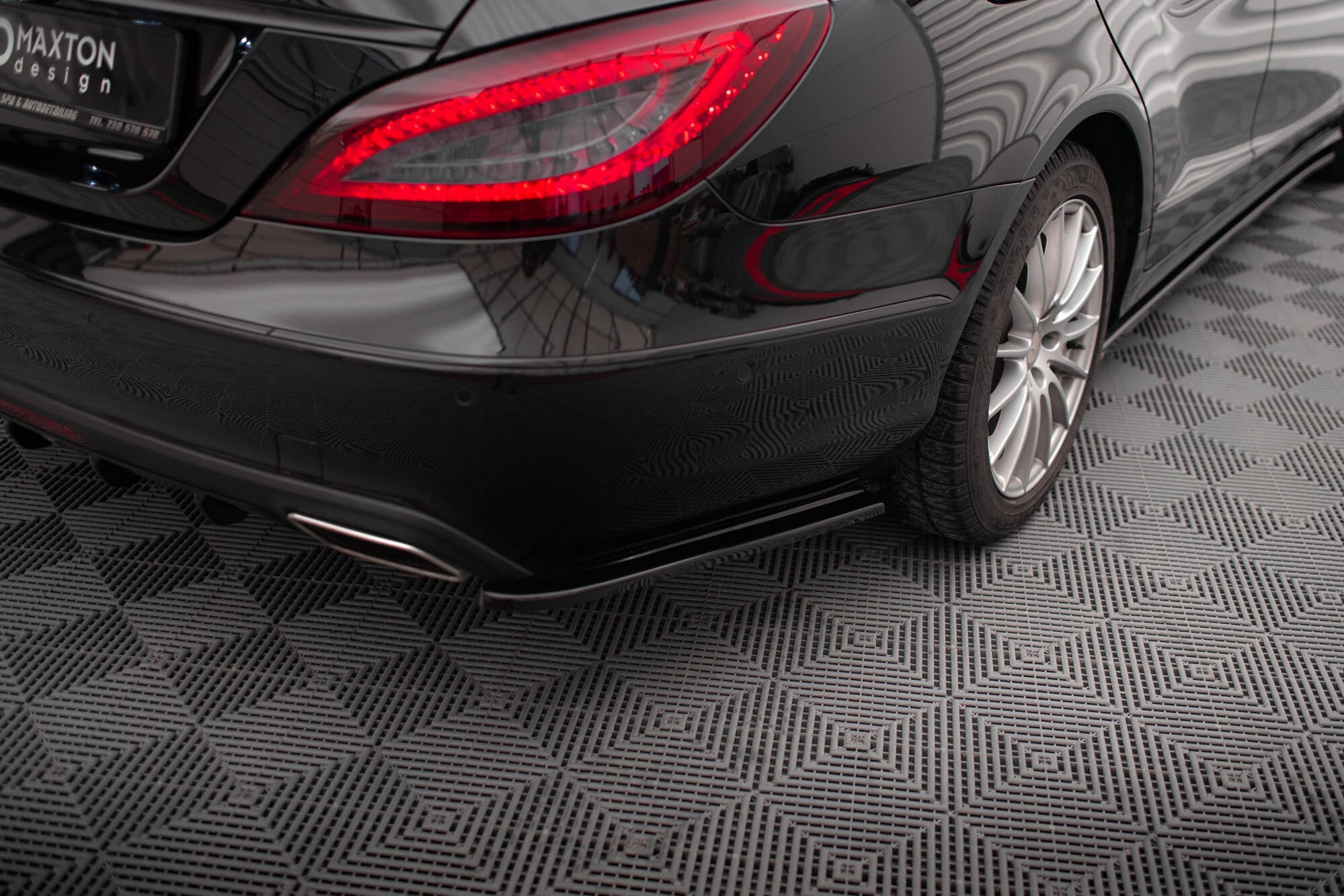 Prelungire splitter bara spate Mercedes CLS C218 2011-2018 v3 - Maxton Design