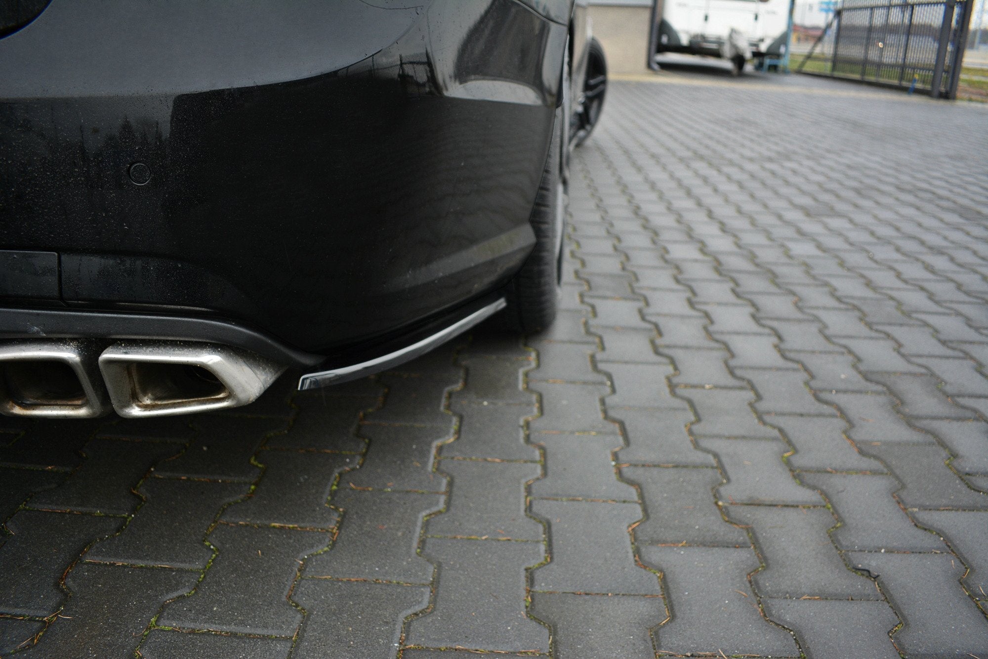 Prelungire splitter bara spate Mercedes E Class W212 E63 AMG 2009-2012 v3 - Maxton Design