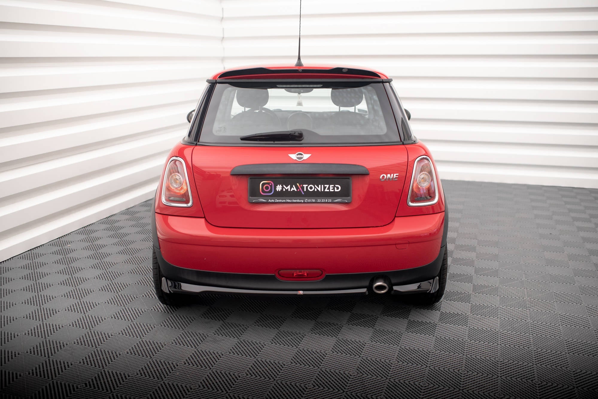 Prelungire splitter bara spate Mini One R56 2006-2010 v1 - Maxton Design