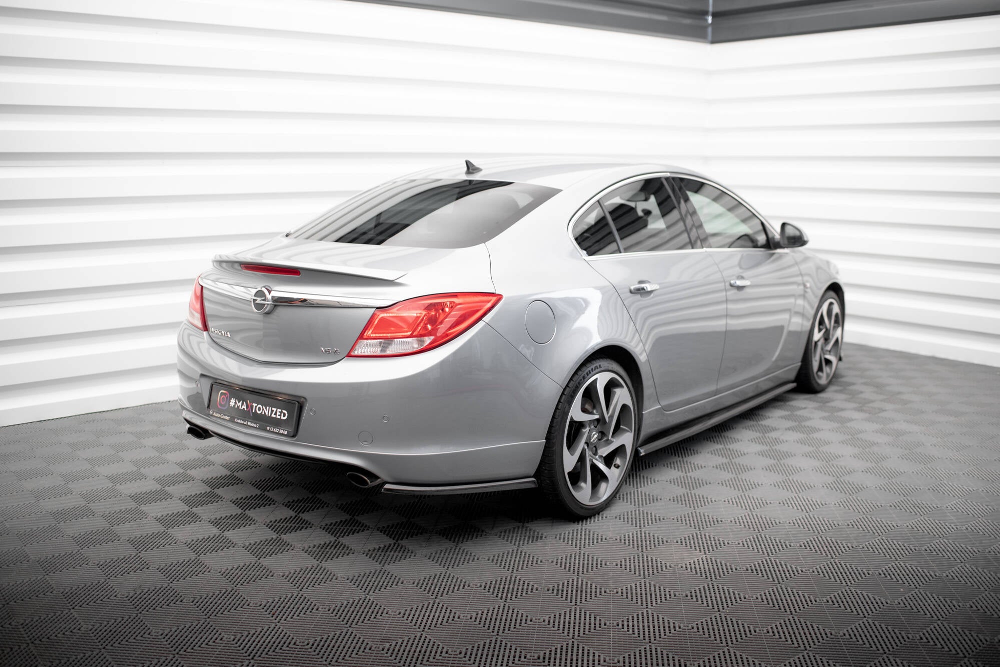 Prelungire splitter bara spate Opel Insignia OPC-Line Mk1 2008-2013 v4 - Maxton Design