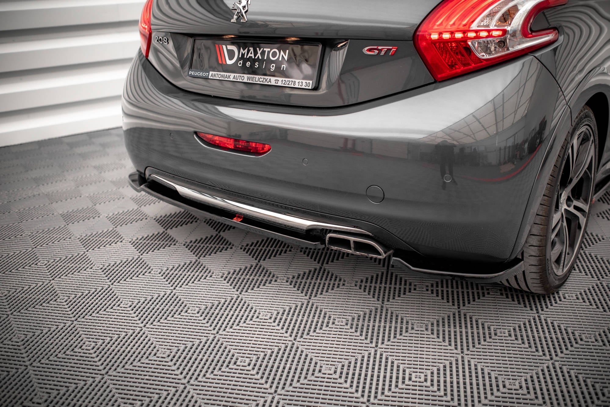 Prelungire splitter bara spate Peugeot 208 GTi Mk1 2013-2015 v3 - Maxton Design