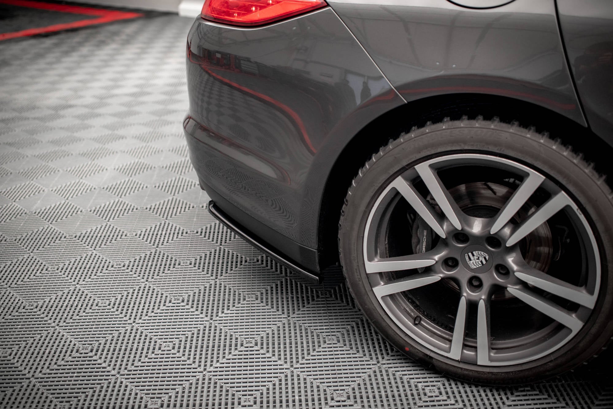 Prelungire splitter bara spate Panamera / Panamera Diesel 970 2009-2013 v5 - Maxton Design