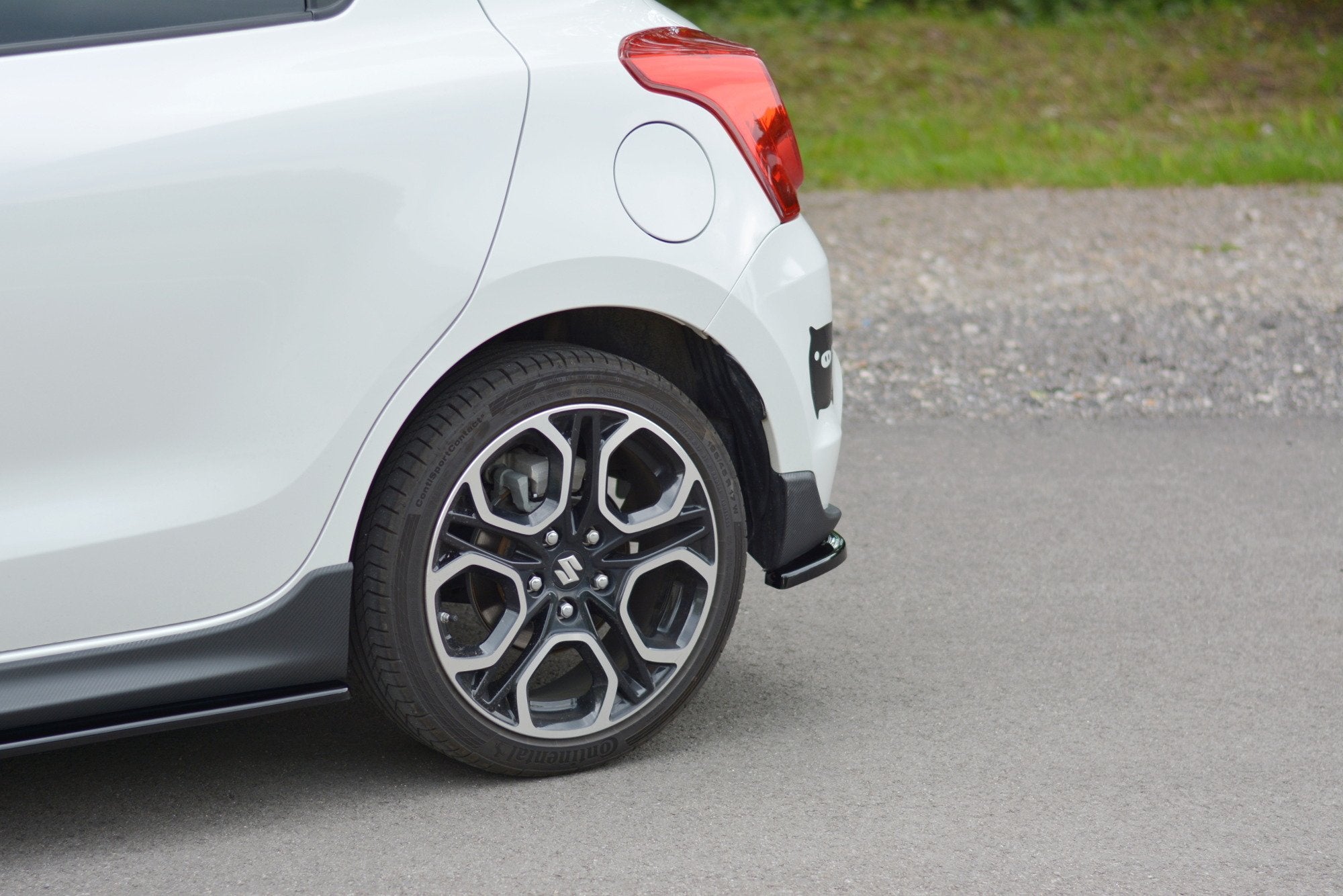 Prelungire splitter bara spate Suzuki Swift Mk6 Sport 2018- v2 - Maxton Design