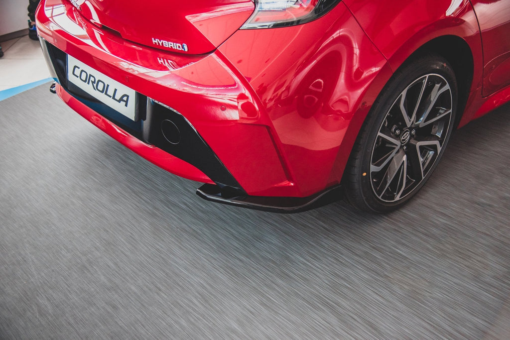 Prelungire splitter bara spate Toyota Corolla XII Hatchback 2019- v3 - Maxton Design